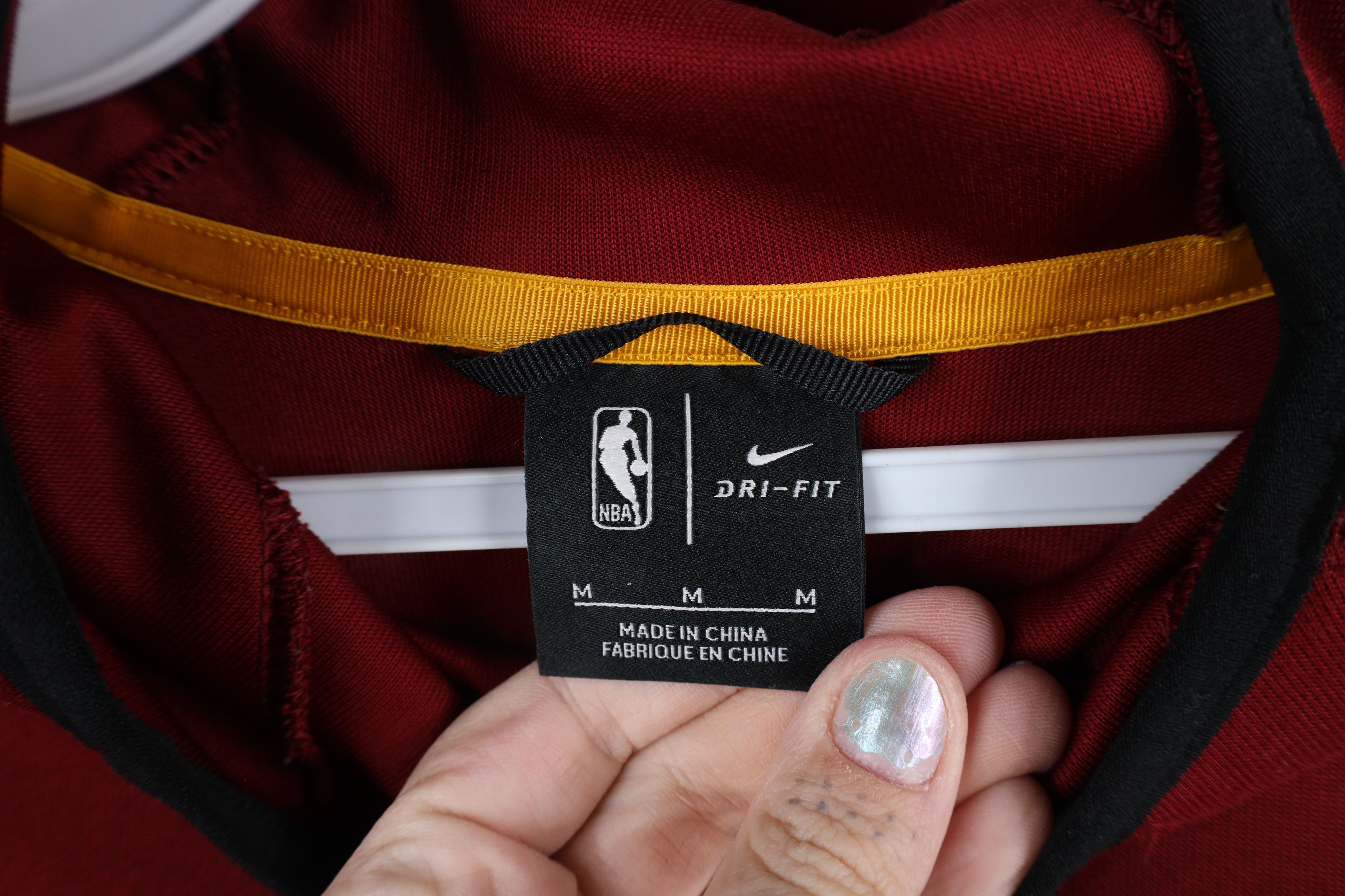 Nike × Vintage Nike Cleveland Cavaliers Basketball Hoodie Sweatshirt Red Size US M / EU 48-50 / 2 - 10 Thumbnail