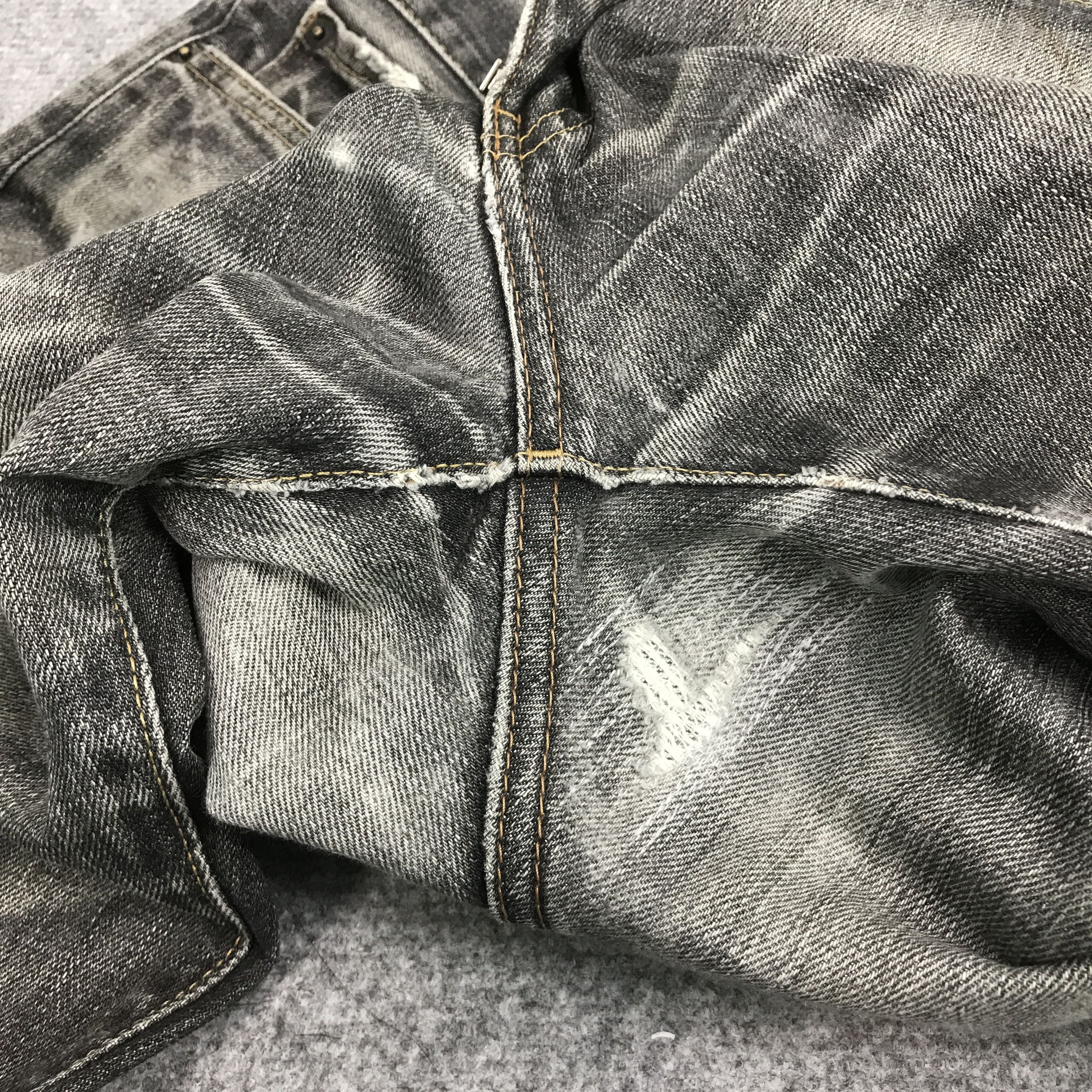 Japanese Brand × Uniqlo JAPANESE ORIGINAL UNIQLO DISTRESSED PANTS JEANS Size US 32 / EU 48 - 10 Thumbnail