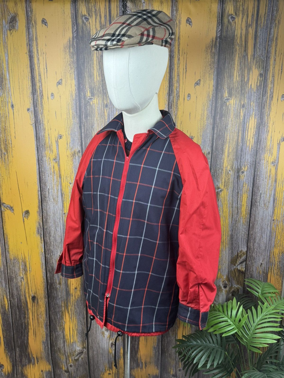 Burberry Burberry Rare Vintage Bomber Golf Jacket Archive Size S Size US S / EU 44-46 / 1 - 9 Thumbnail