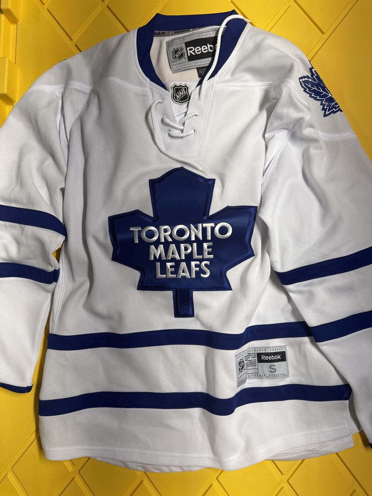Reebok Official toronto maple leafs jersey hockey Size US S / EU 44-46 / 1 - 1 Thumbnail