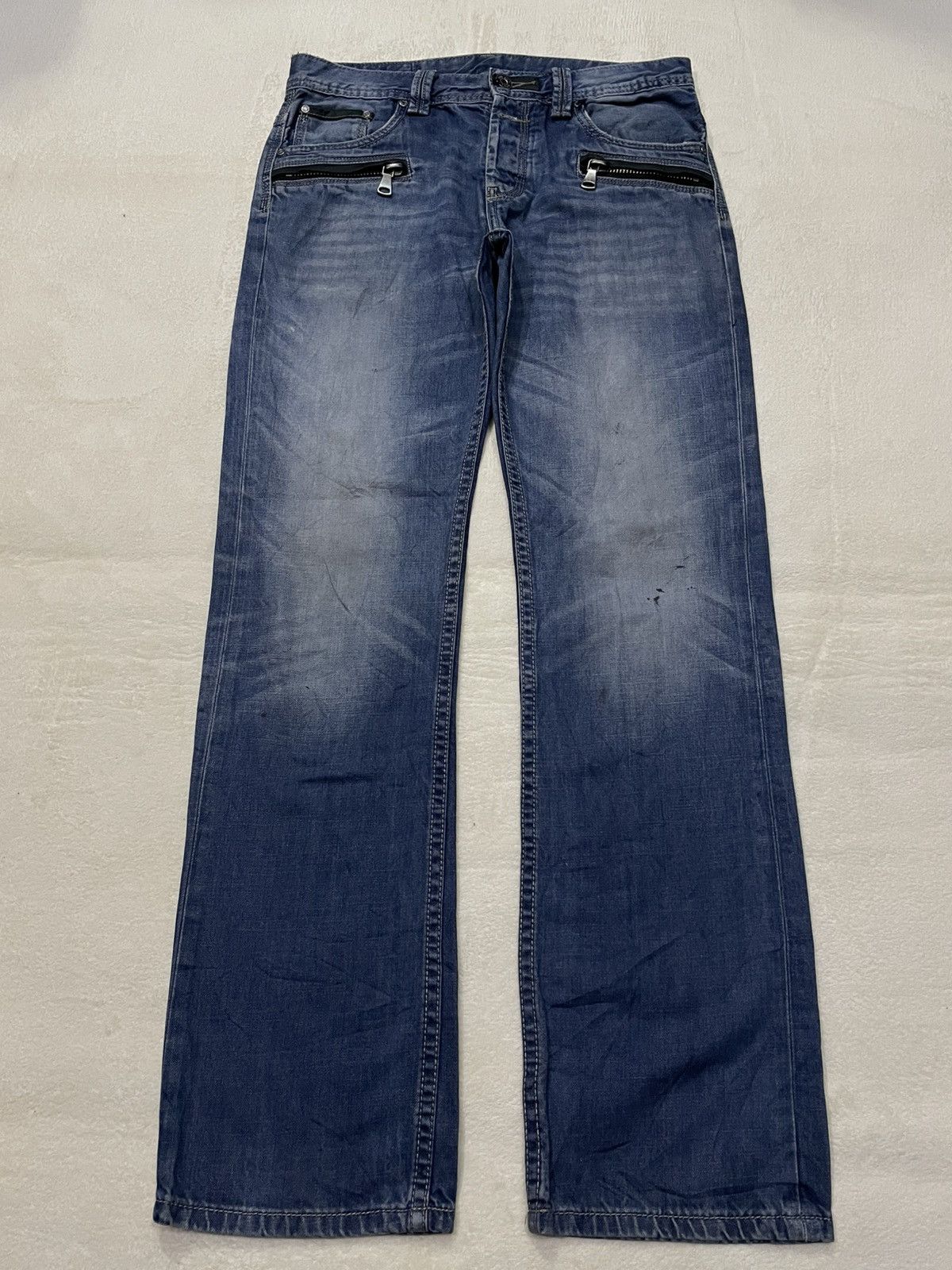 Japanese Brand Vintage DYNK Denim Straight Cut Mudwash Faded Jeans Size US 31 - 1 Thumbnail