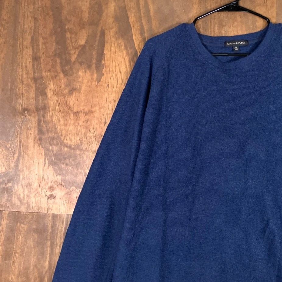 Banana Republic Banana Republic Mens Sweater Crew Neck Long Sleeve XL Blue Cotton Blend Knit Pullover Regular Fit Casual Business Workwear 90s? Size US XL / EU 56 / 4 - 4 Thumbnail