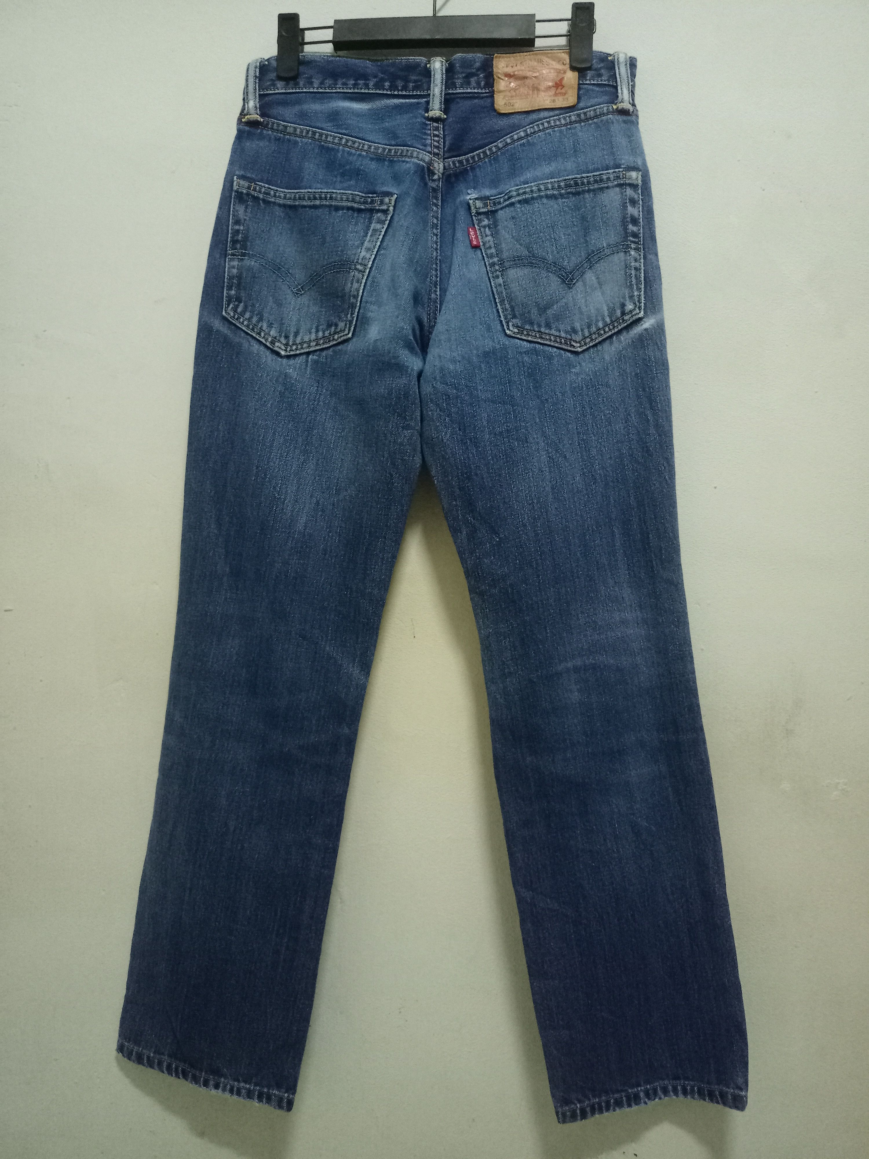 Levi's Vintage Y2K Levis 502 V Stitch Blue Wash Distressed Jeans Size US 29 - 2 Thumbnail
