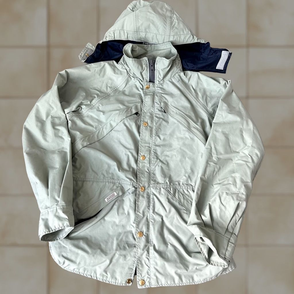 Vintage VINTAGE Gore Tex Hooded Lined Windbreaker Jacket Womens Gray 90s Full Zip Size L Size L / US 10 / IT 46 - 1 Thumbnail