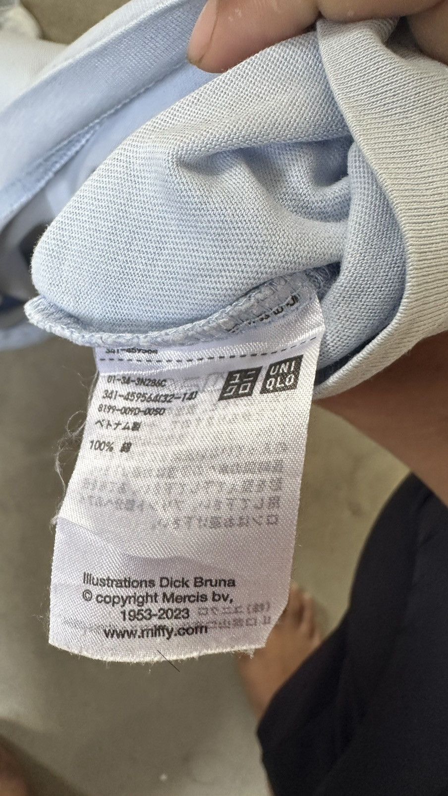 Uniqlo DICK BRUNA UNIQLO PEACE FOR ALL TEE Size US XL / EU 56 / 4 - 5 Thumbnail
