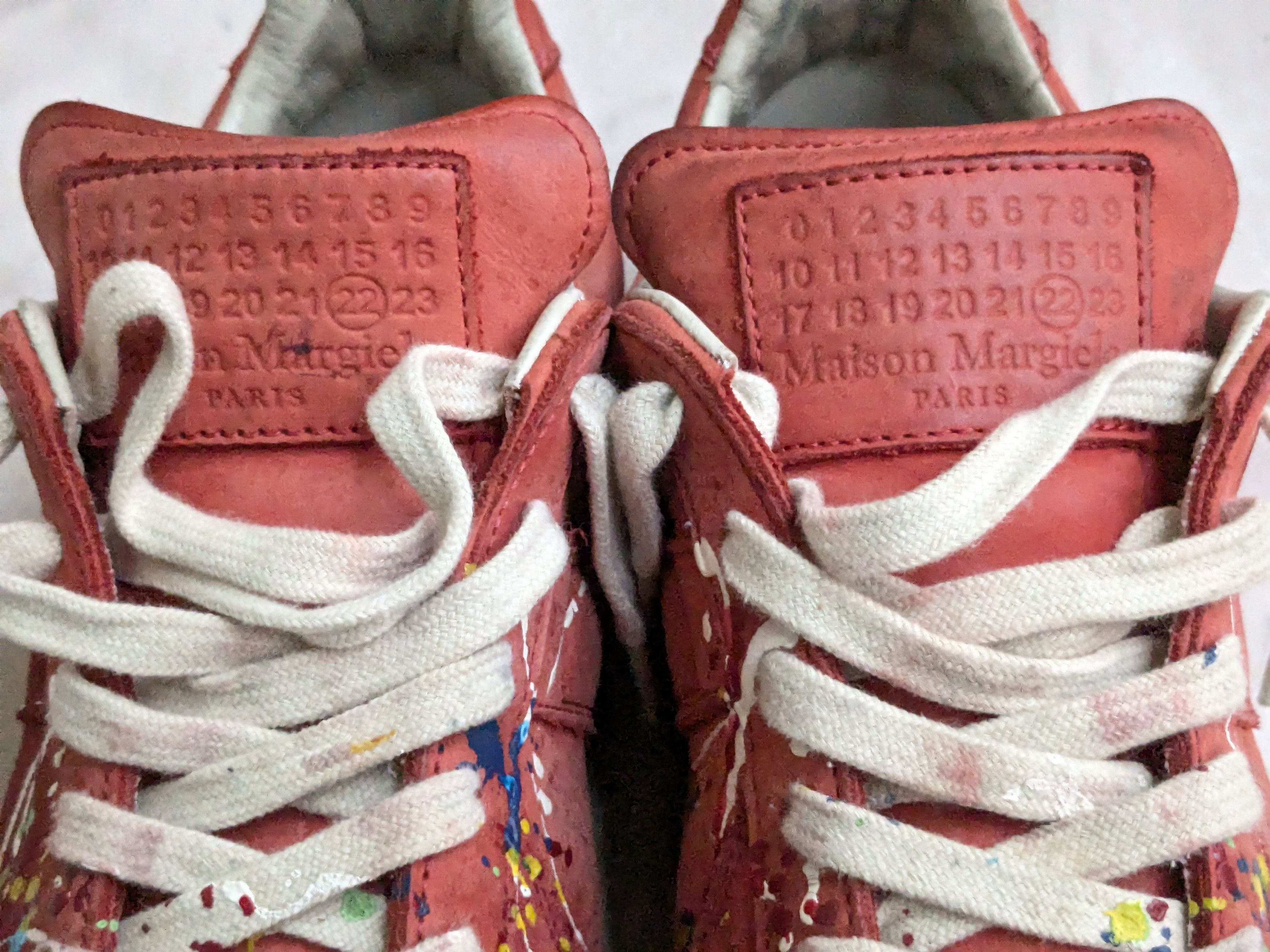 Maison Margiela Maison Margiela Replica GAT Red Paint Splatter 8 41 Low Tops Size US 8 / EU 41 - 2 Thumbnail