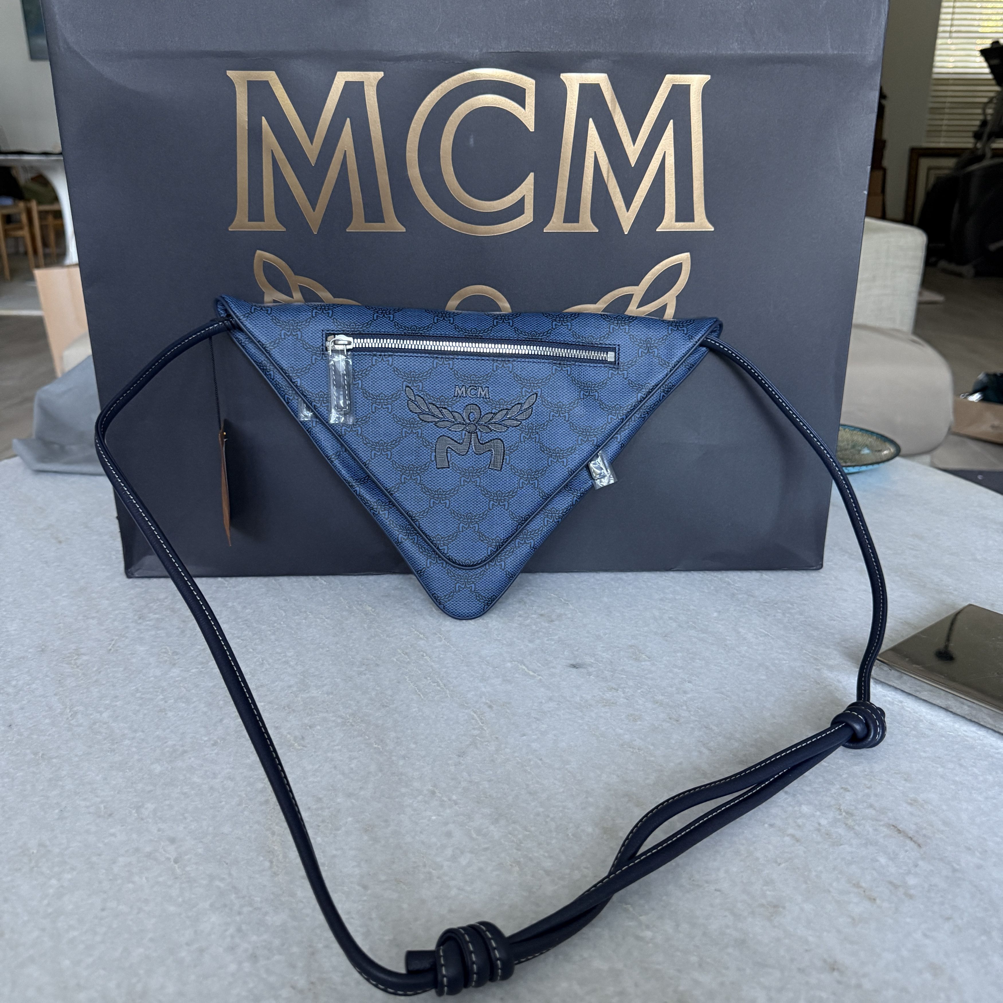 MCM MCM Blue Canvas and leather Triangle Shoulder Bag Size ONE SIZE - 4 Thumbnail