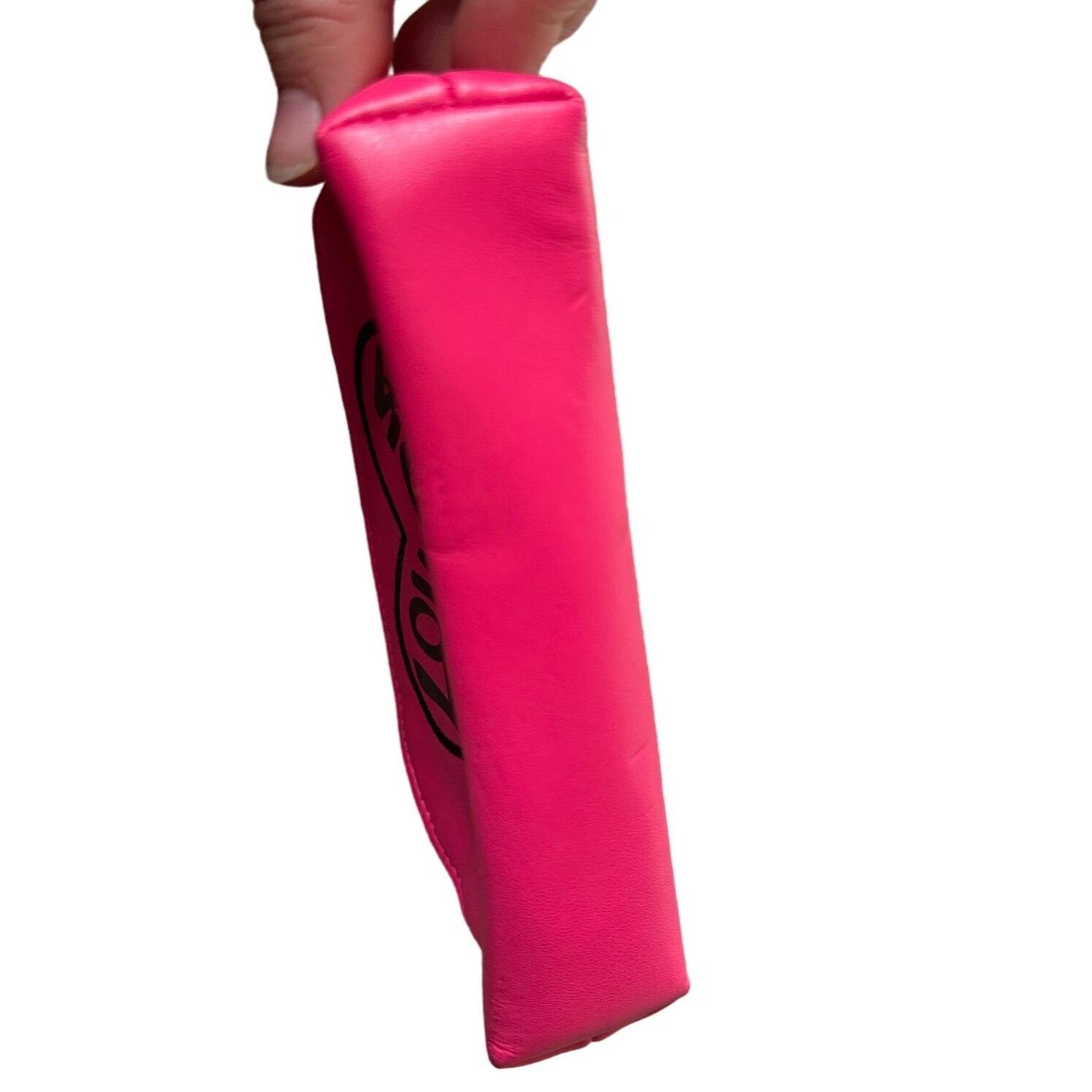 Victoria's Secret Victoria's Secret ''Love Victoria'' Hot Pink Zippered Makeup Size ONE SIZE - 4 Thumbnail