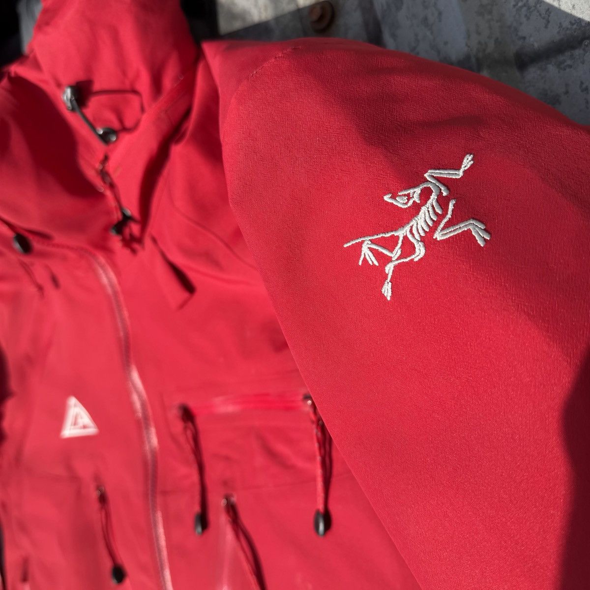 Arc'teryx Arc’teryx Gore-Tex Pro CMH Heli-Skiing Jacket Alpha SV Size US XL / EU 56 / 4 - 6 Thumbnail