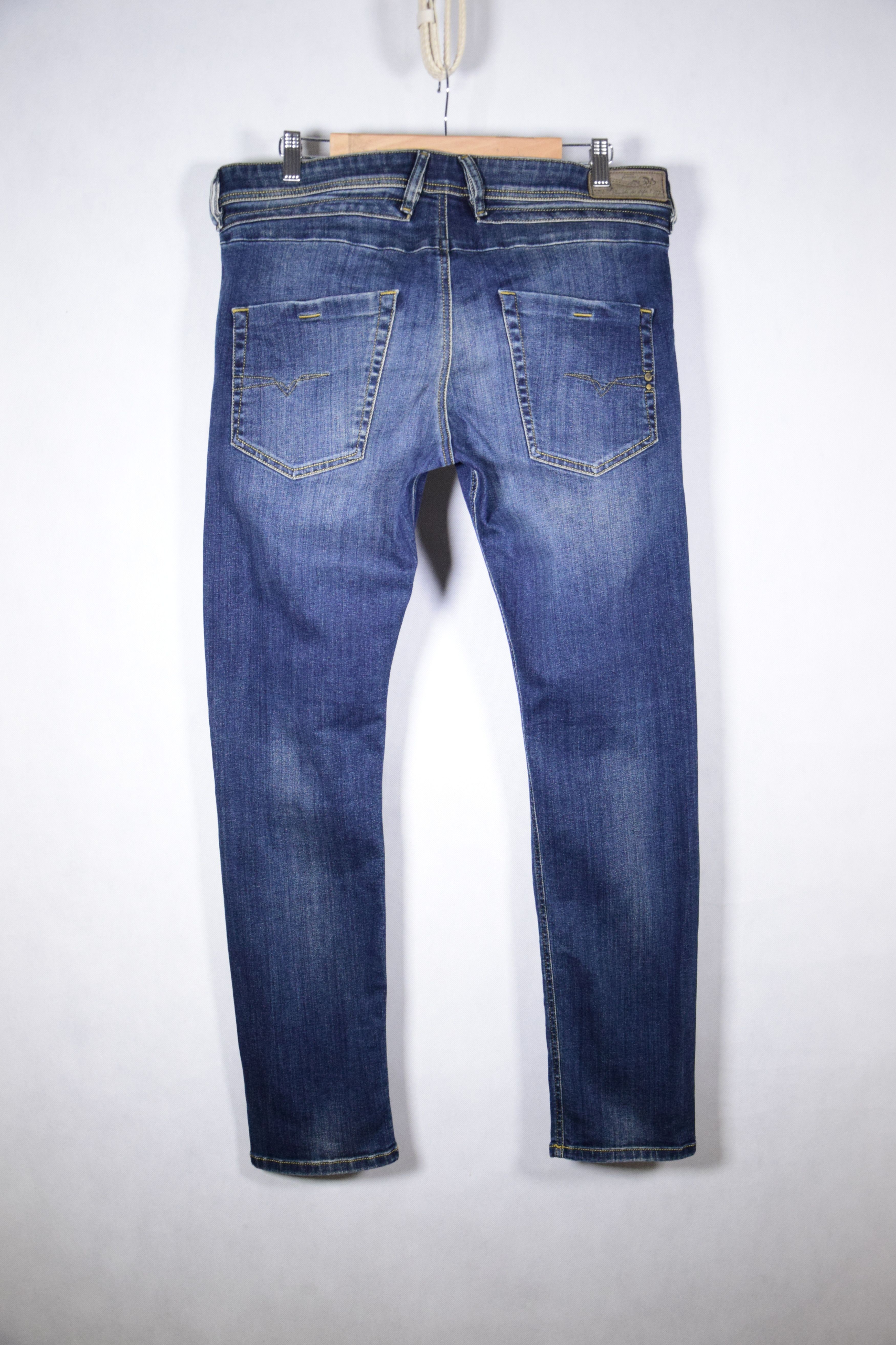 Diesel Diesel BELTHER Reg Slim Tapered 34x32 Wash 0814W Size US 34 / EU 50 - 4 Thumbnail