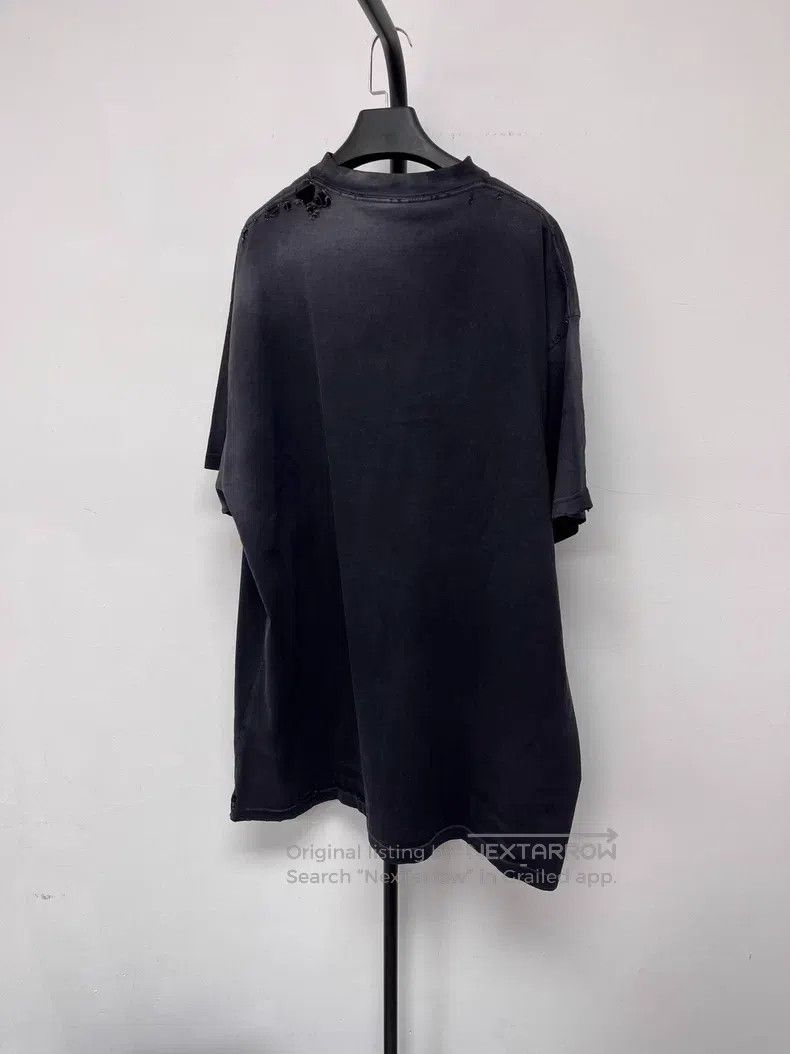 Balenciaga Balenciaga Logo Letter Printed Round Neck Short Sleeve T-S Size US L / EU 52-54 / 3 - 2 Thumbnail