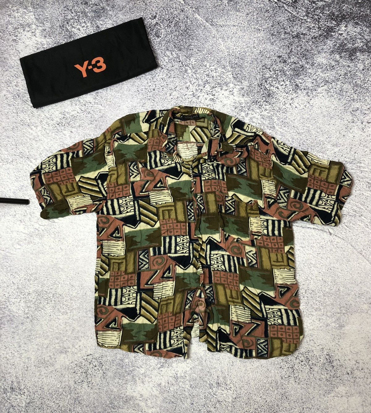 Vintage Vintage craze shirt Hawaiin size Xxl y2k rare casual Size US XXL / EU 58 / 5 - 1 Thumbnail