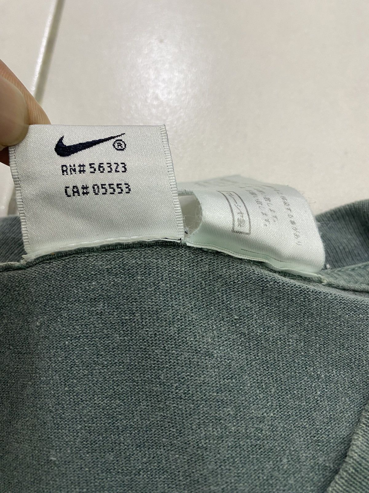 Nike × Vintage Vtg 90s Nike swoosh big logo oversize shirt Size US L / EU 52-54 / 3 - 12 Thumbnail