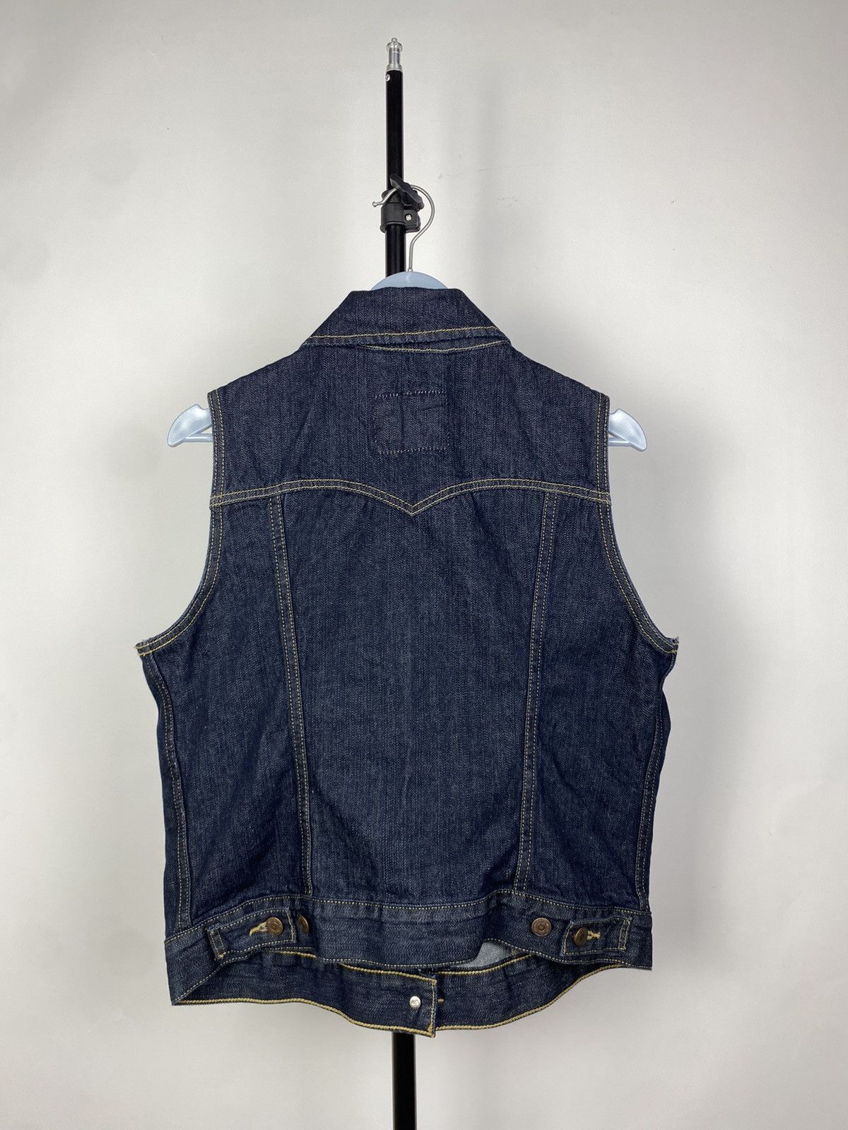 Levi's × Levi's Vintage Clothing × Vintage Vintage Levis denim vest RED tab women’s Size L / US 10 / IT 46 - 5 Thumbnail