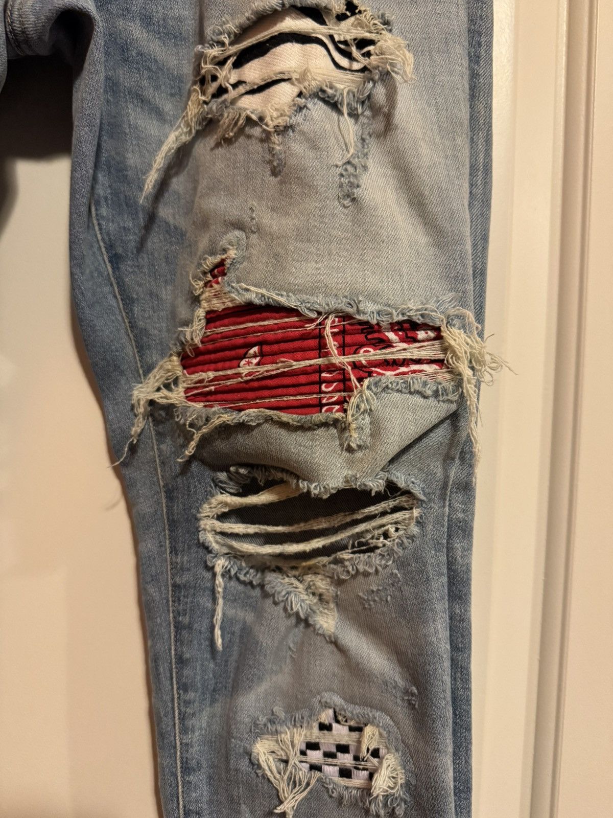Amiri AMIRI Bandana Art Patch Skinny Denim Jeans Rosebowl Size 34 Size US 34 / EU 50 - 4 Thumbnail
