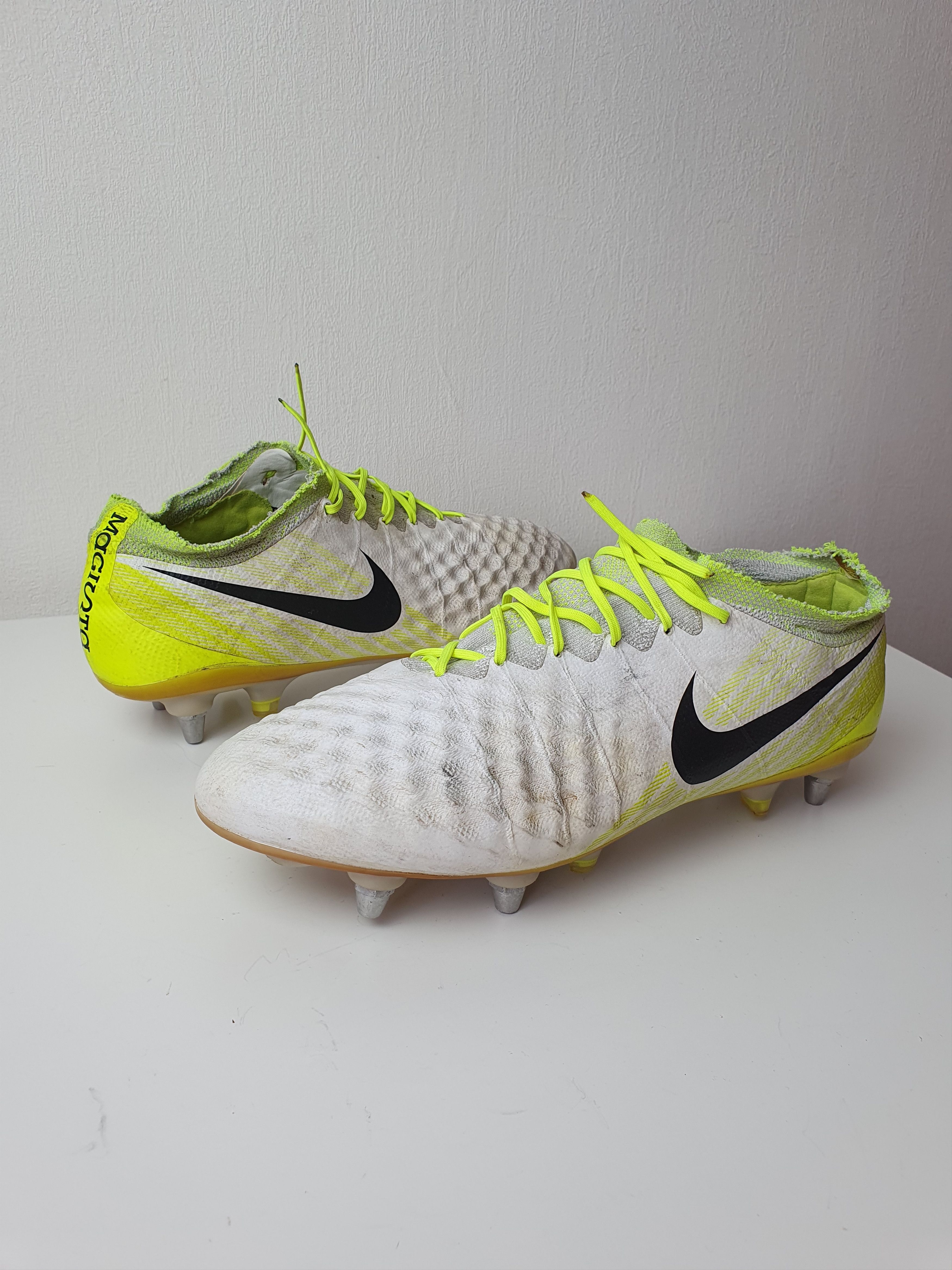 Nike Football Caps Nike Magista Obra 2 SG Pro ACC ANTI CLOG Size US 10 / EU 43 - 2 Thumbnail