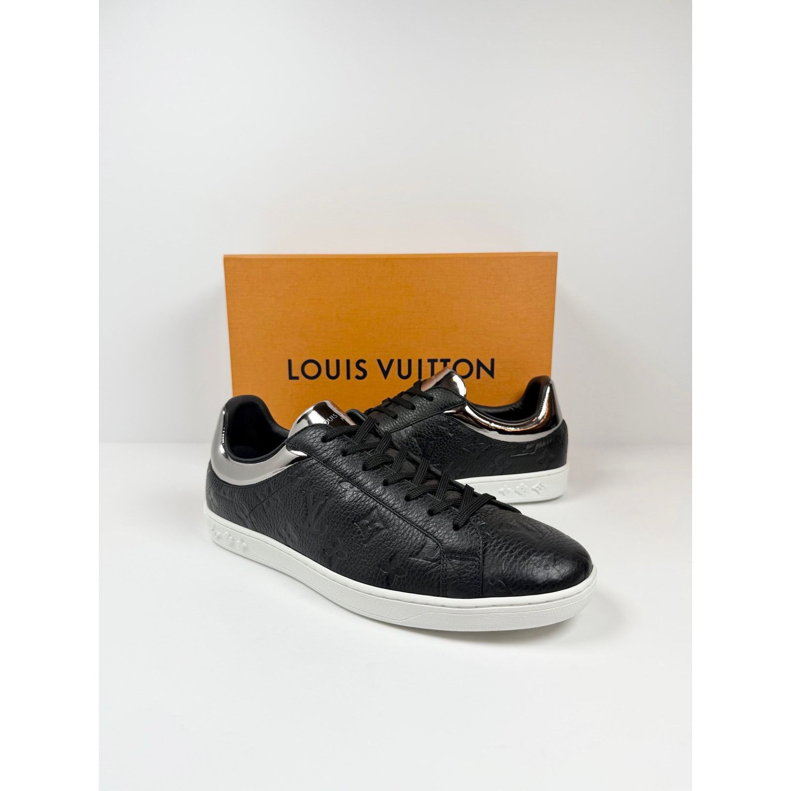 Louis Vuitton Size 8LV/9US - Louis Vuitton Luxembourg Black NEW Size US 9 / IT 39 - 2 Thumbnail
