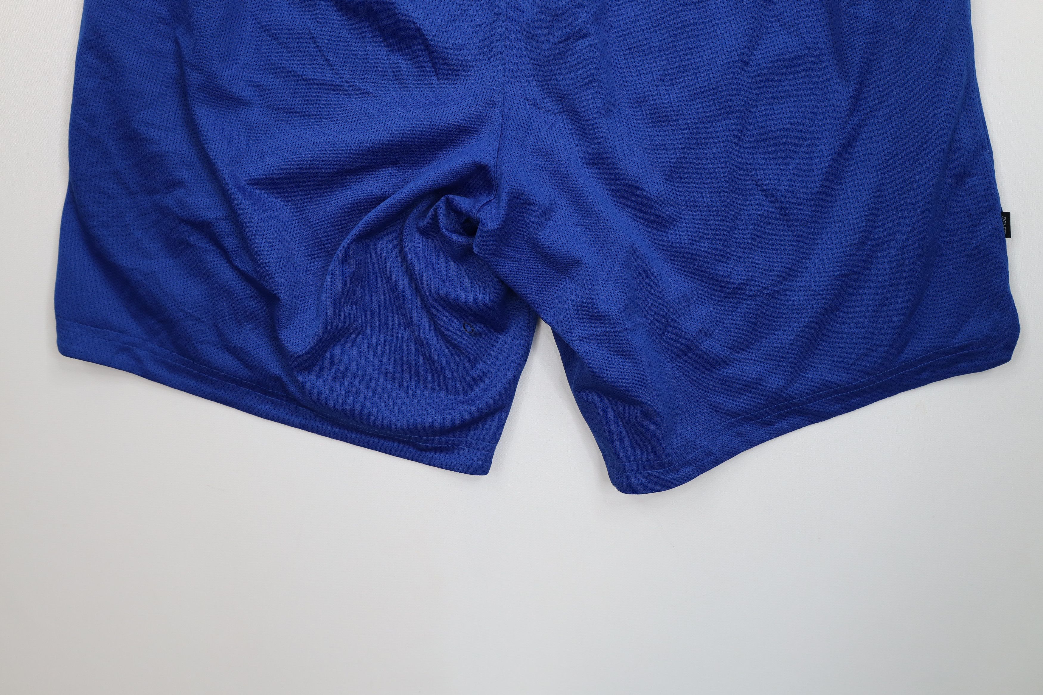 Nike Vintage Nike Travis Scott Mini Swoosh Basketball Shorts Size US 34 / EU 50 - 13 Thumbnail