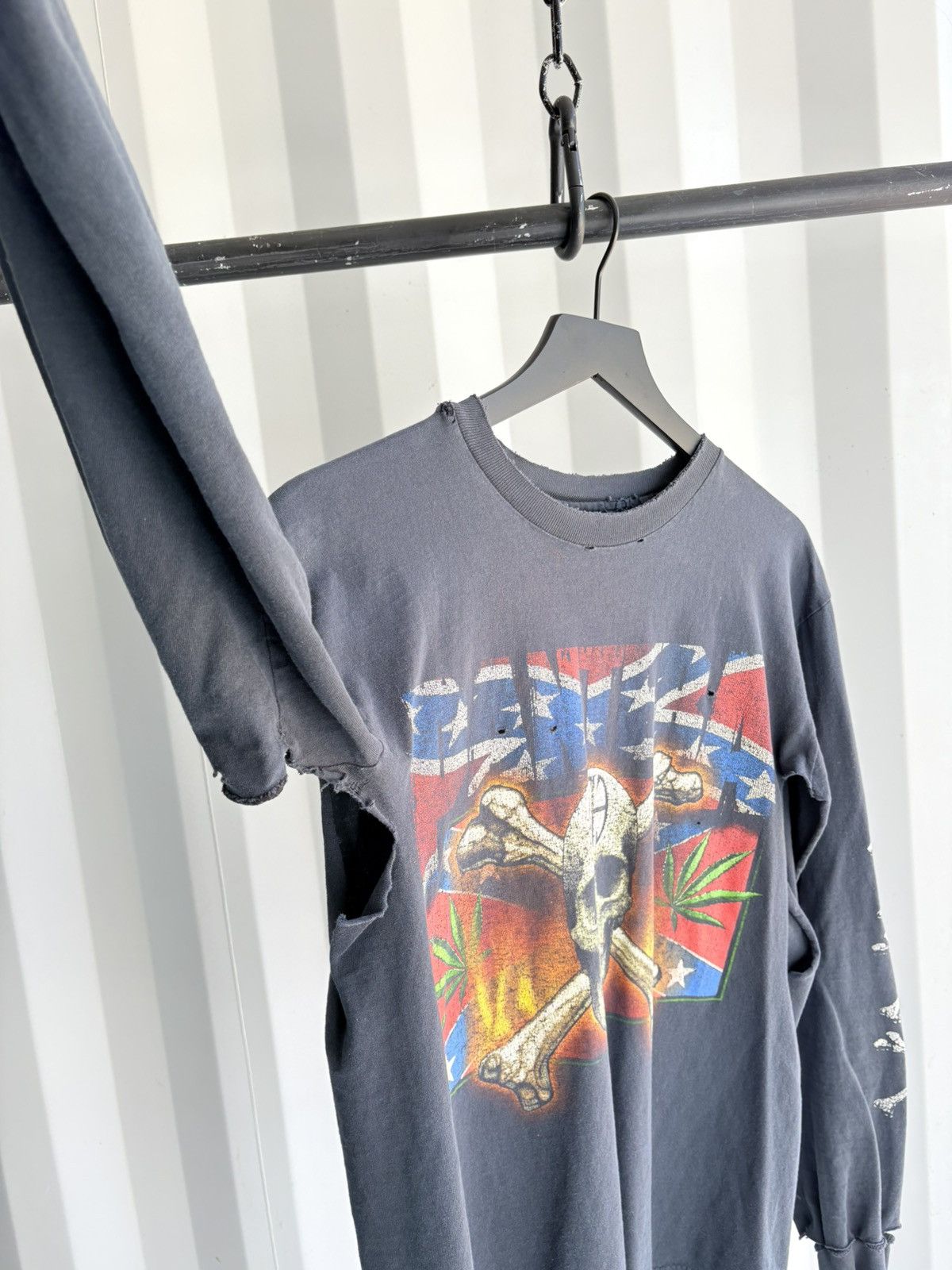 Band Tees Pantera Cowboys from Hell Sun Faded Thrashed Distressed ERD Size US L / EU 52-54 / 3 - 4 Thumbnail