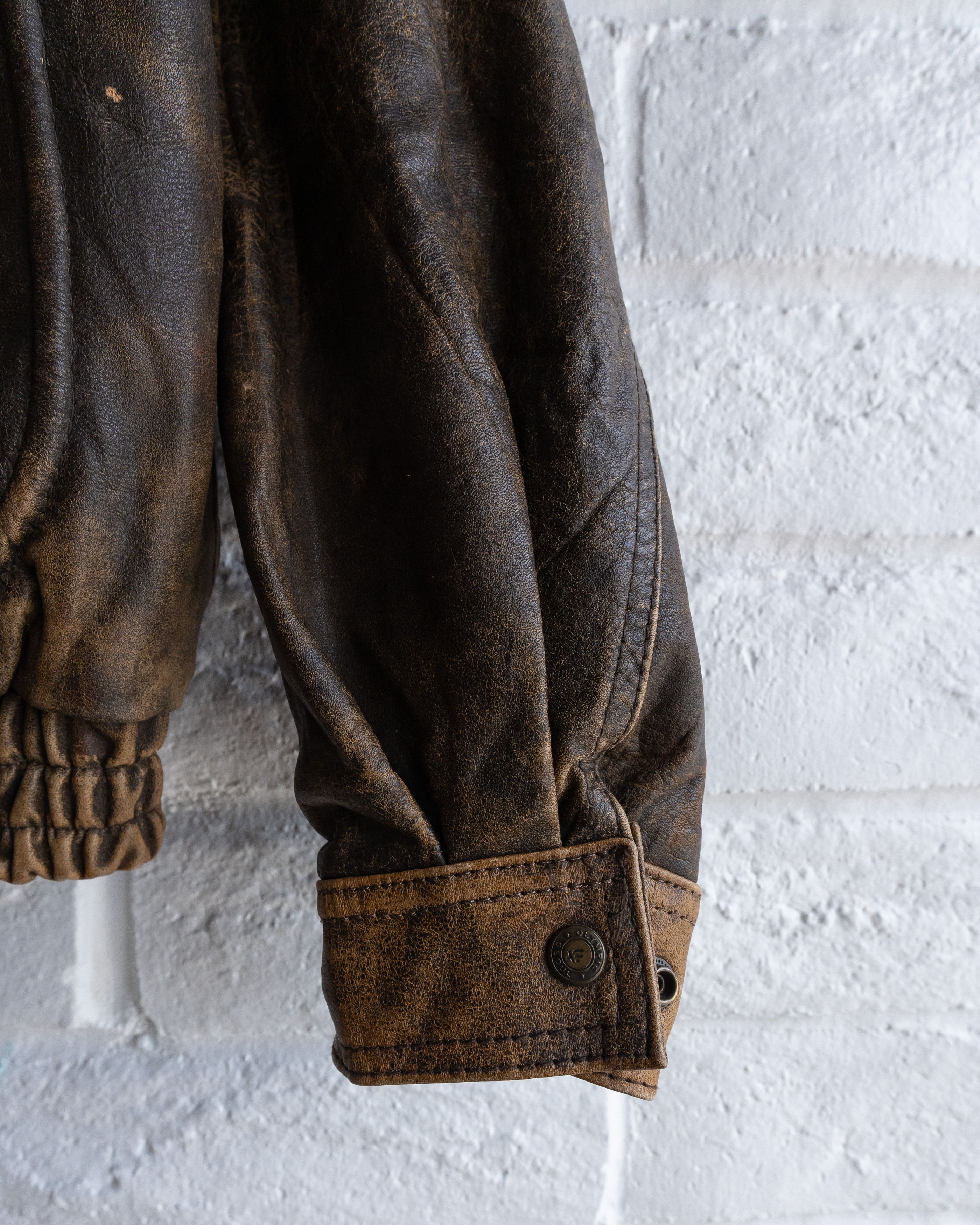 Leather Vintage A2 Leather Bomber Jacket Brown Men's XL Aviator Size US XL / EU 56 / 4 - 10 Thumbnail