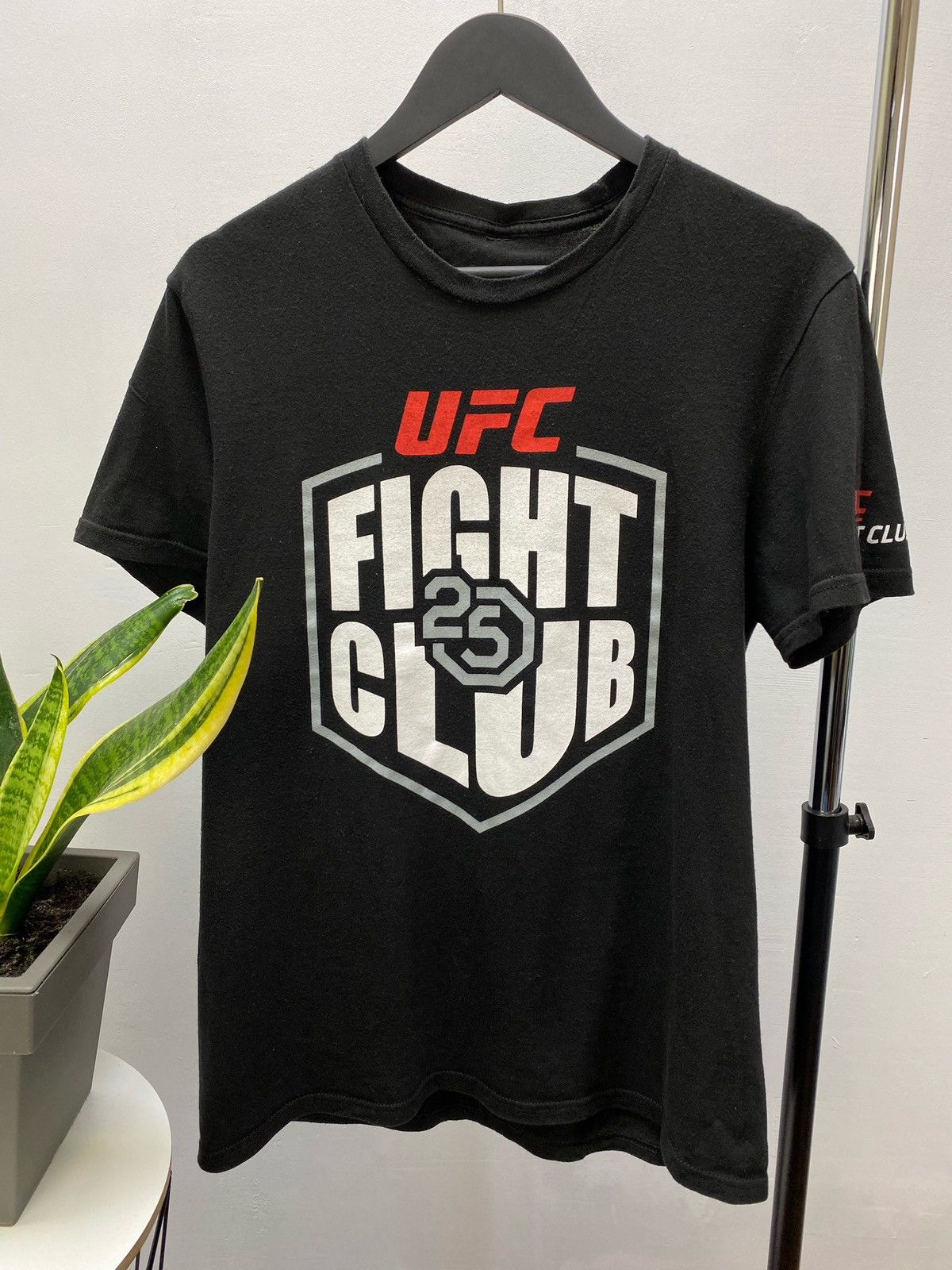 UFC UFC Fight Club Graphic Tee Black T Shirt Size US M / EU 48-50 / 2 - 6 Thumbnail