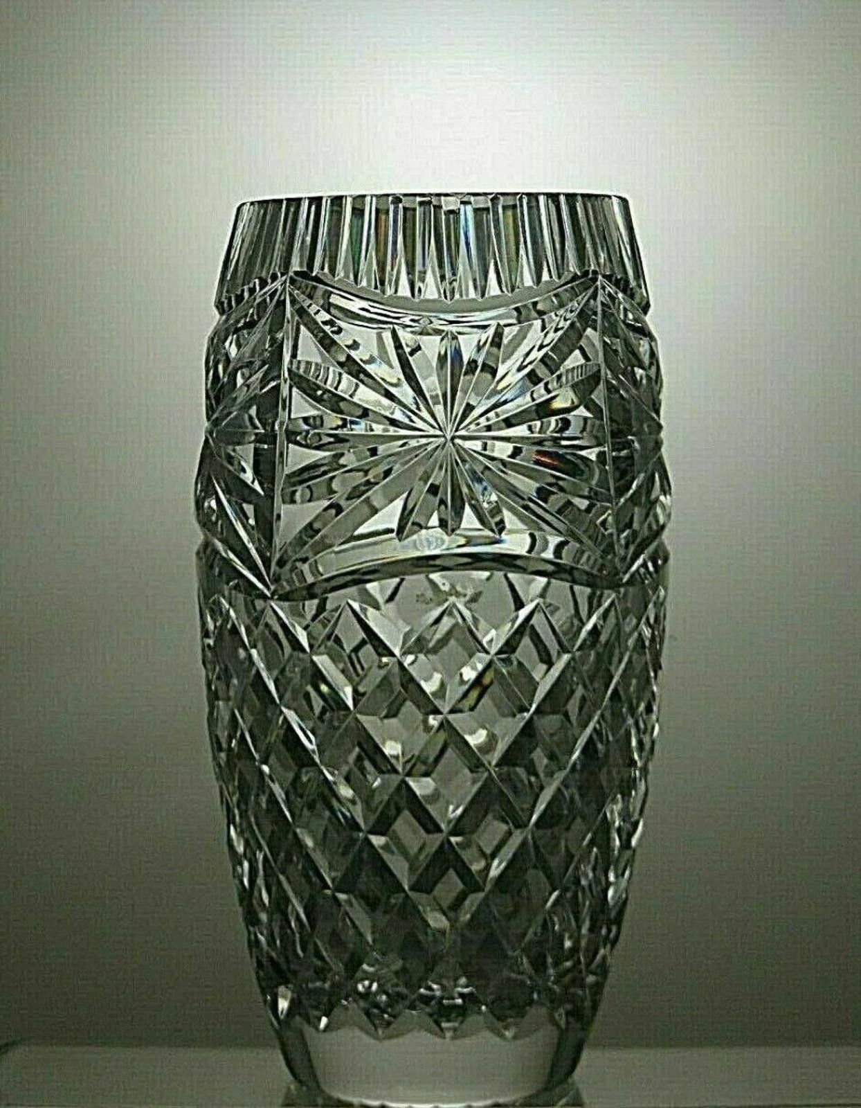 The Unbranded Brand Lovely Lead Irish Crystal Cut Glass Vase 8 1/4" Size ONE SIZE - 2 Thumbnail