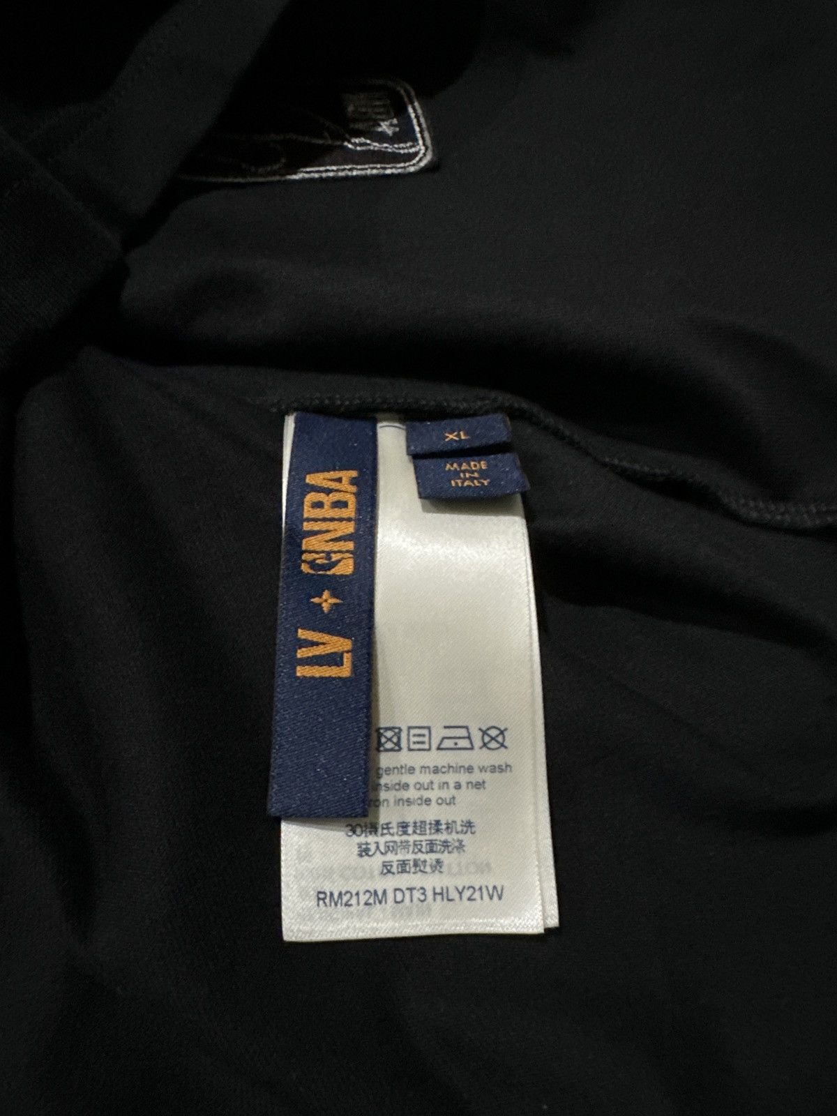 Louis Vuitton × NBA Louis Vuitton NBA Embroidered Short Sleeve Shirt Size US XL / EU 56 / 4 - 5 Thumbnail