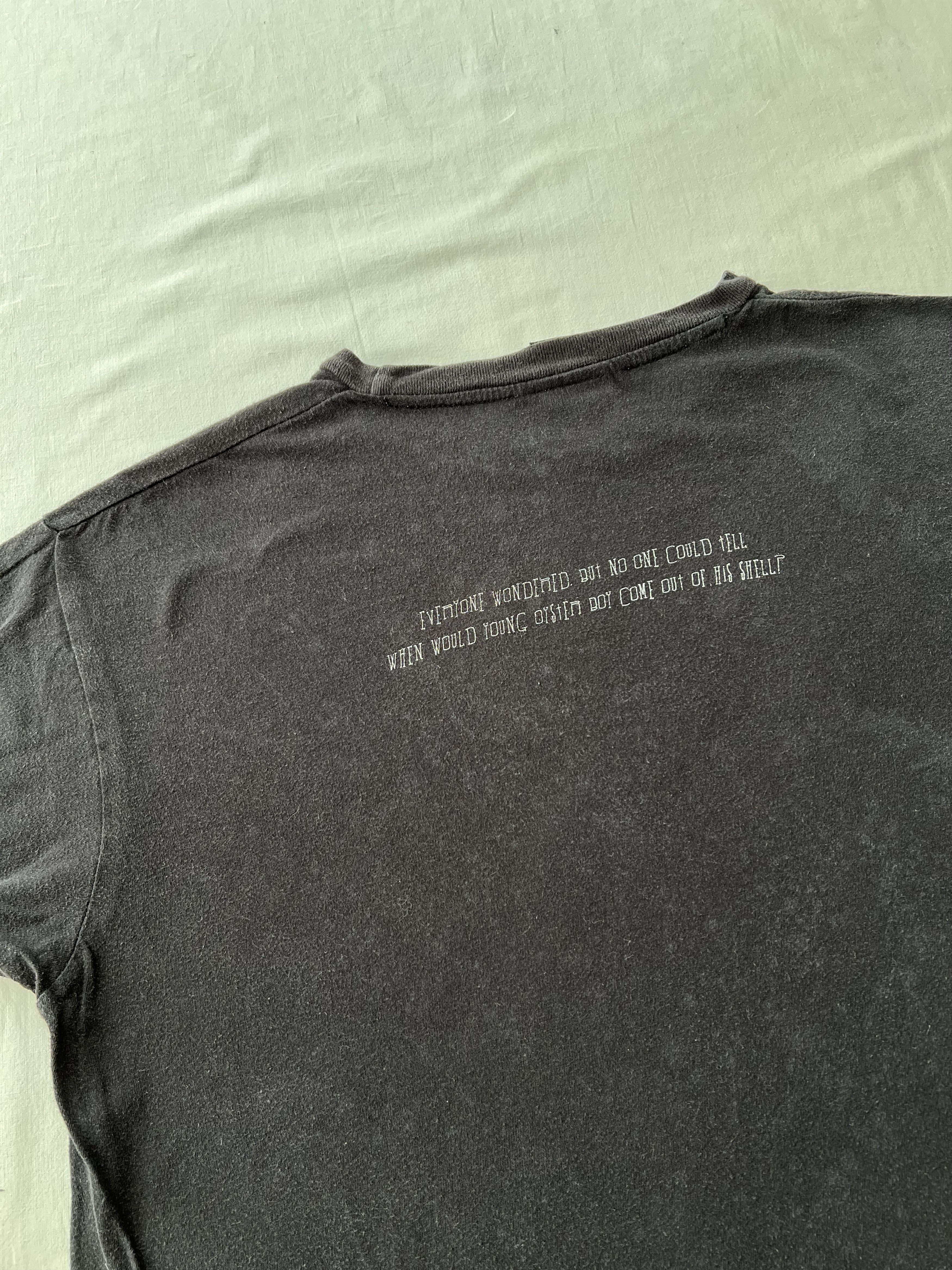 Vintage Vintage 2000s Tim Burton The Melancholy Death of Oyster Boy Size US M / EU 48-50 / 2 - 17 Thumbnail