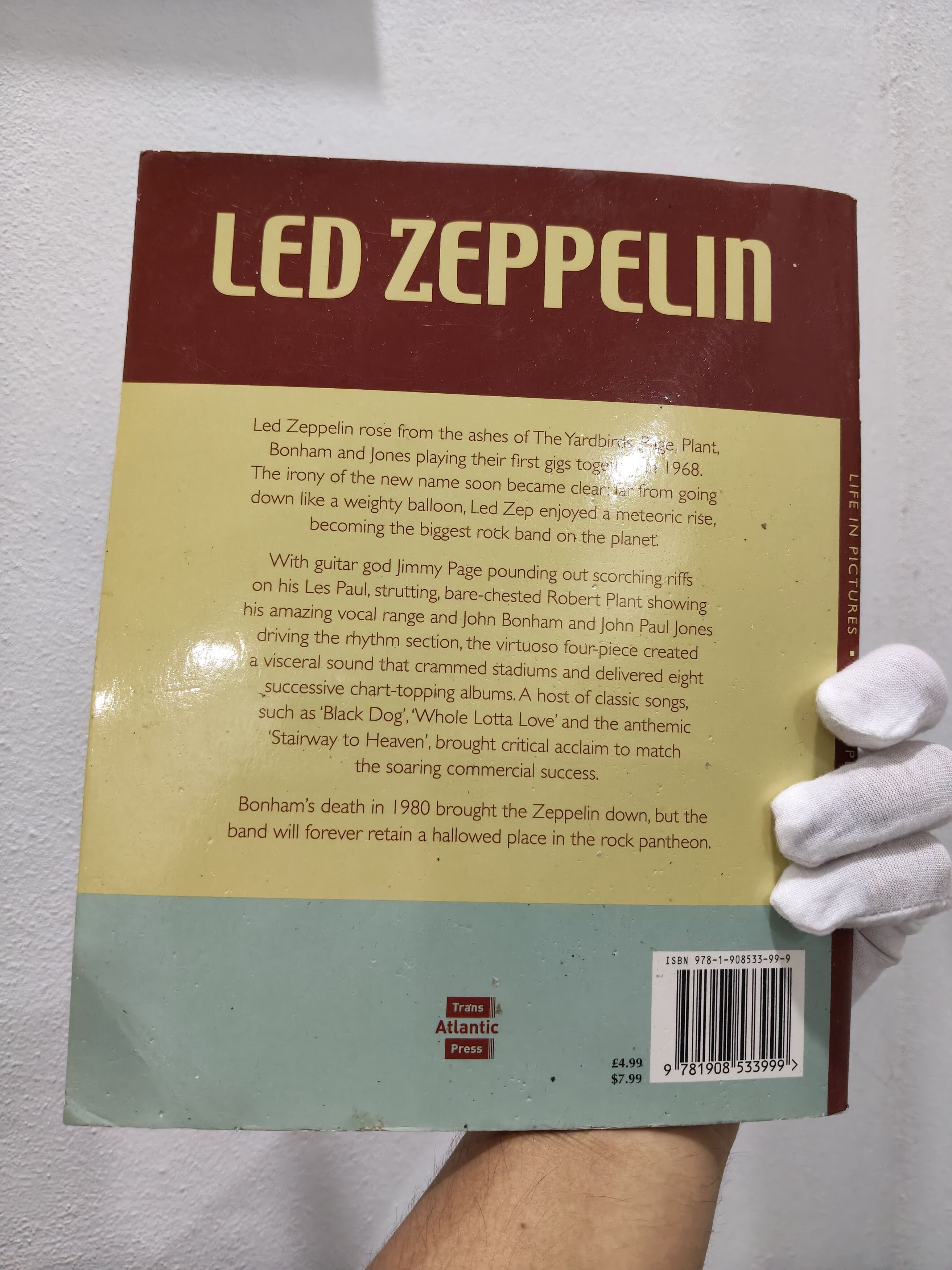 Other Led Zeppelin: A Life in Pictures" book by Gareth Thomas Size ONE SIZE - 3 Thumbnail