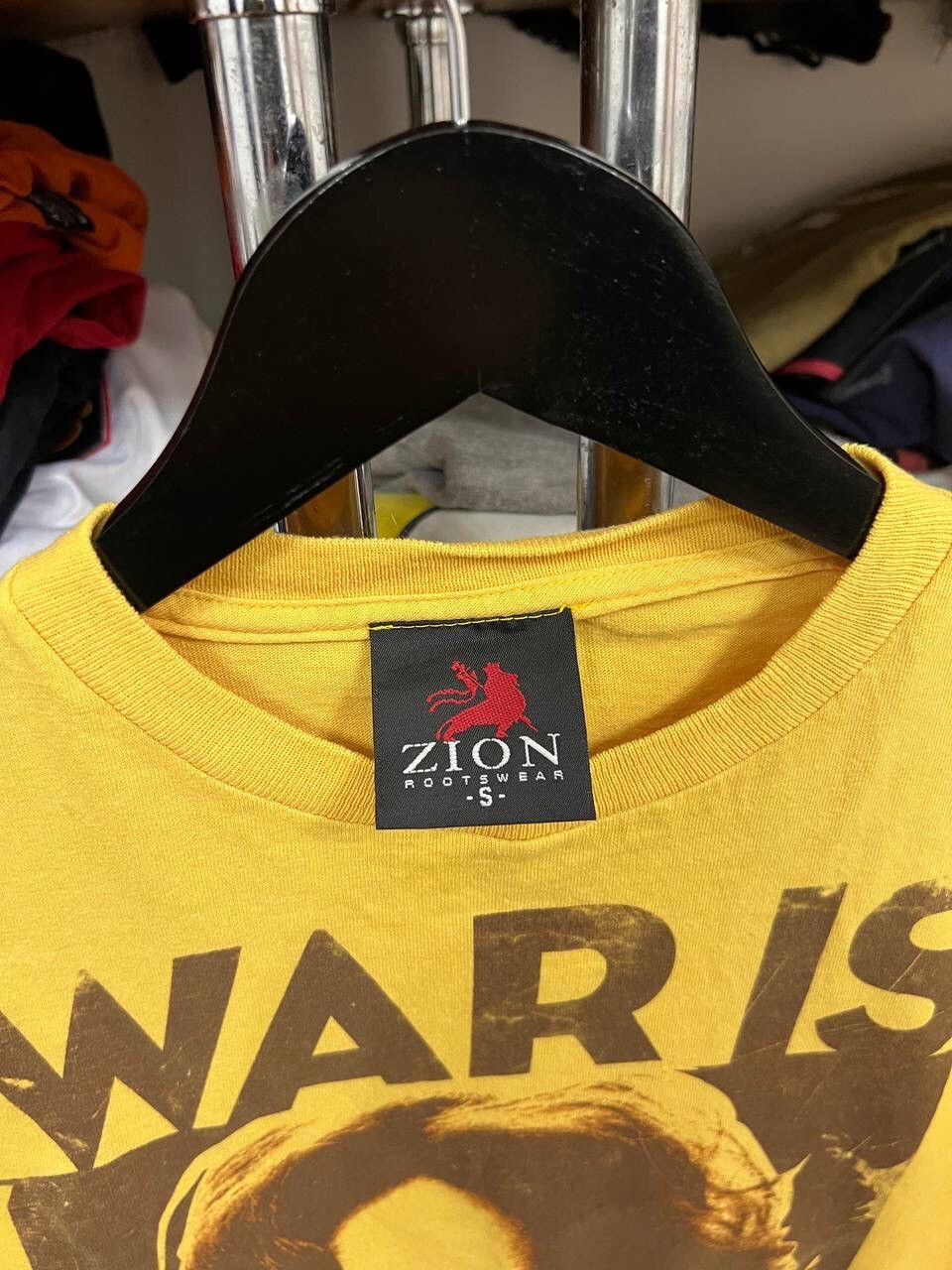 Vintage Vintage tshirt John lenon Zion Hype🔥 Rare 🔥 Size US S / EU 44-46 / 1 - 7 Thumbnail