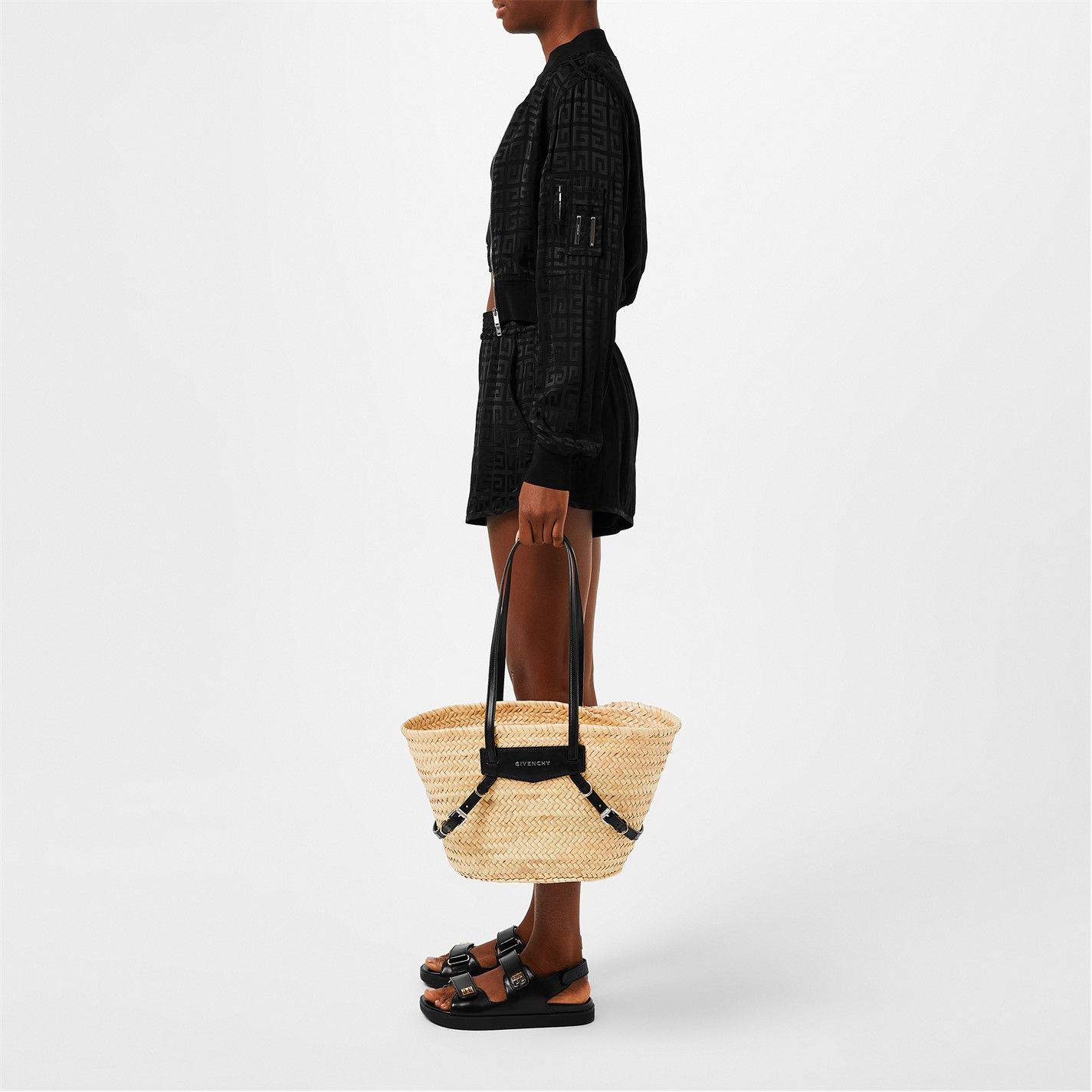 Givenchy o1srvl11e0625 4G Sandals in Black Size US 7 / IT 37 - 6 Thumbnail