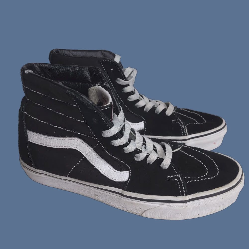 Vans **VANS Sk8 Hi Black Womens Shoes 7** User: VANS Sk8 Hi Black Womens Size 7 Shoes Size M / US 6-8 / IT 42-44 - 1 Thumbnail