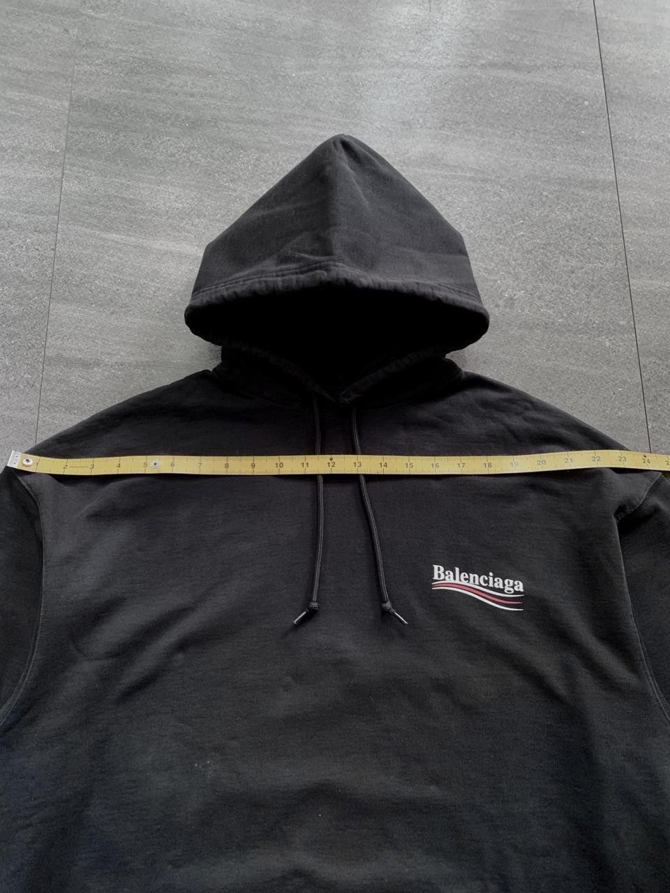 Balenciaga FREE TAX! Oversized Campaign Logo Hoodie in Black Size US M / EU 48-50 / 2 - 13 Thumbnail
