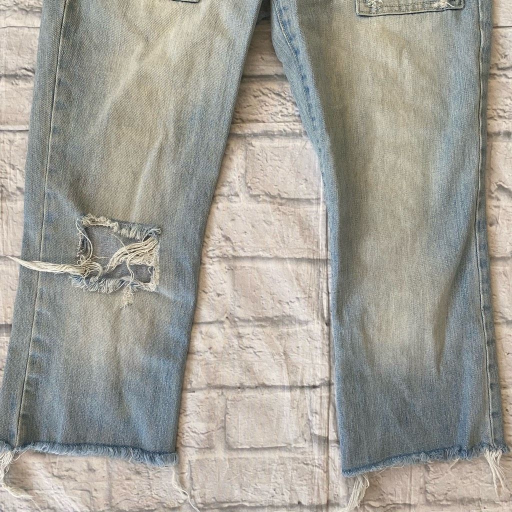 Abercrombie & Fitch Abercrombie & Fitch women 8 100% cotton distressed cropped j Size 30" / US 8 / IT 44 - 2 Thumbnail