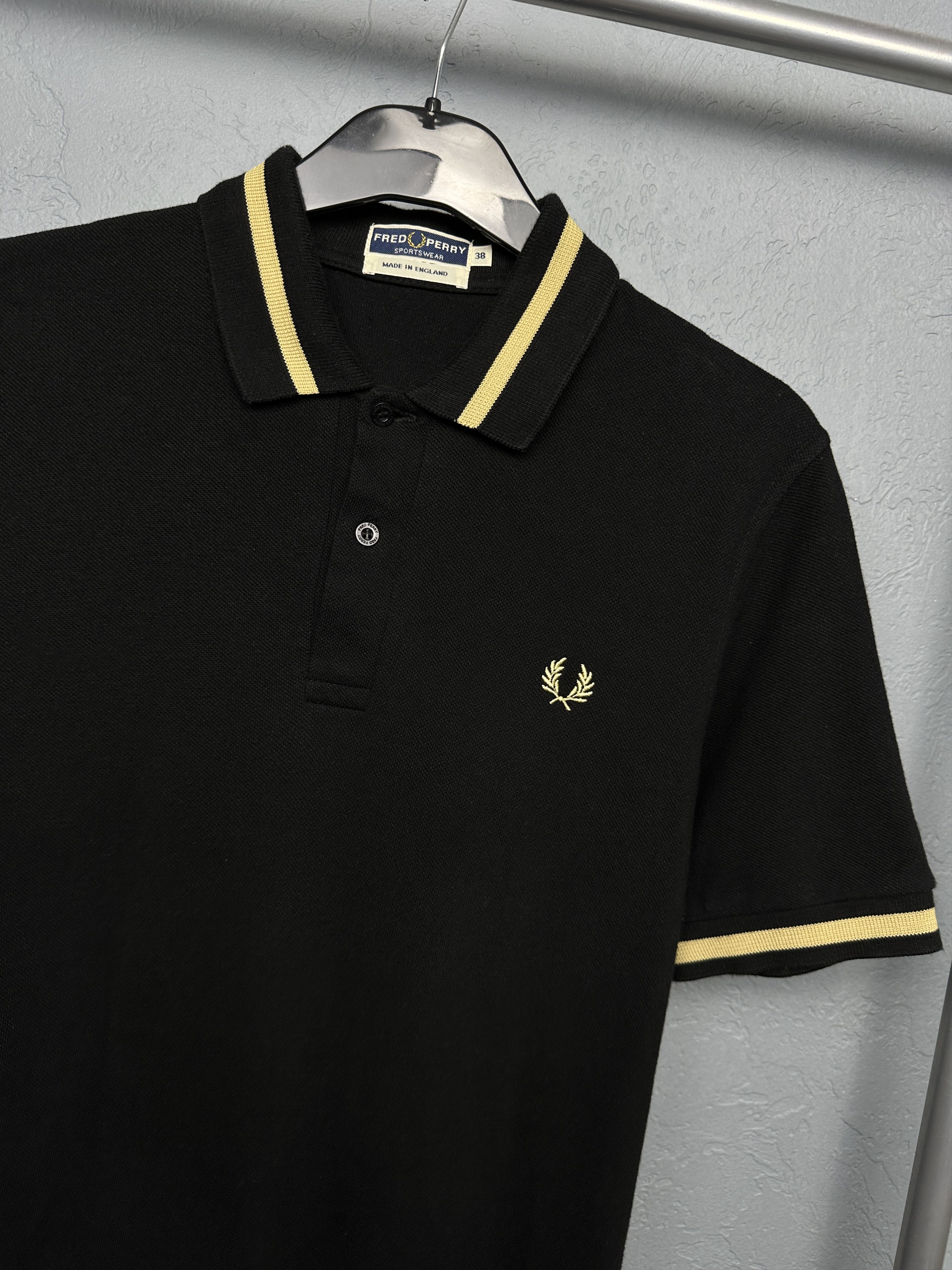 Fred Perry Fred Perry Vintage Mens Polo Shirt Made in England Size US M / EU 48-50 / 2 - 2 Thumbnail