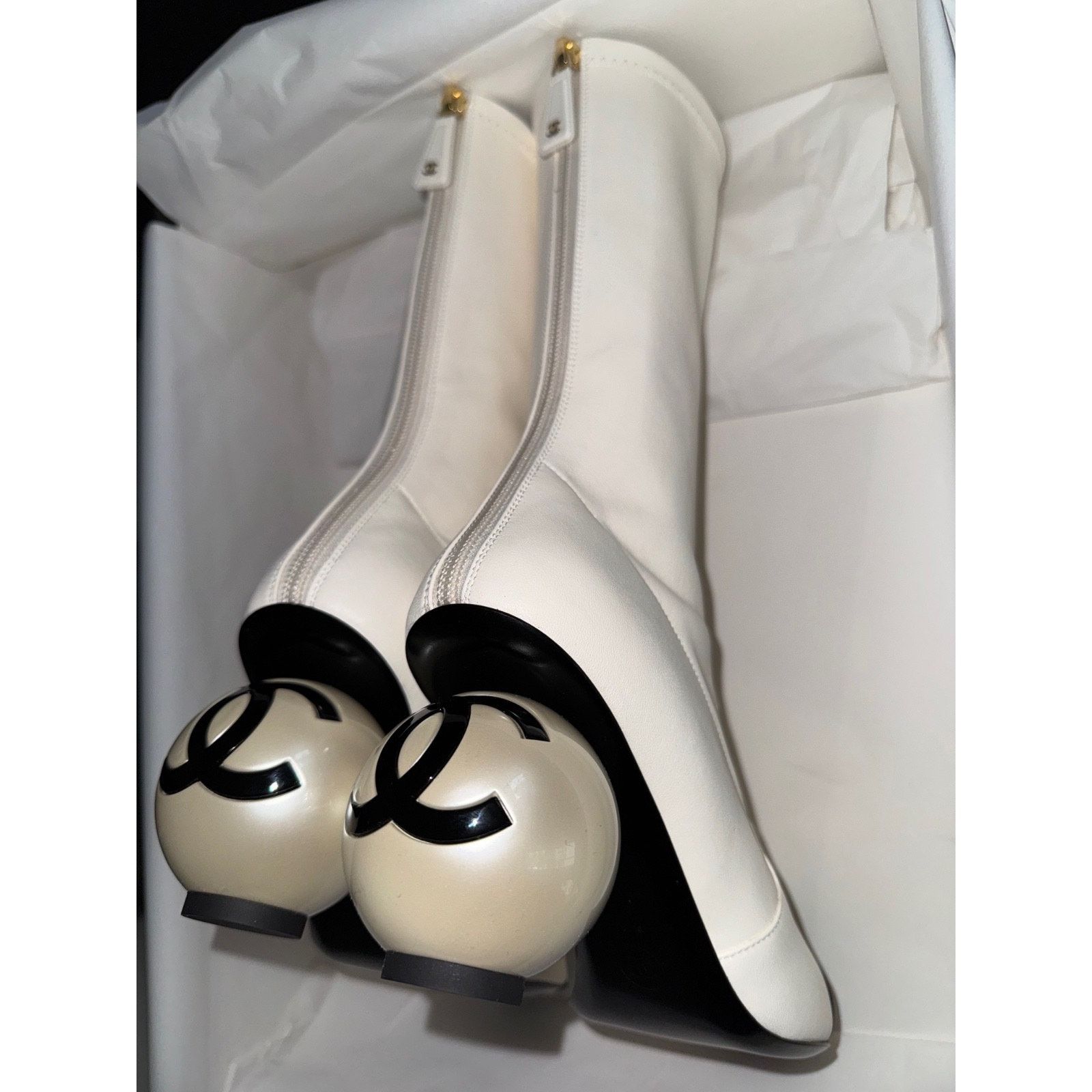 Chanel Pearl Ball Heel CC Logo Stretch Leather Midcalf Boot 39 Size US 9 / IT 39 - 20 Thumbnail