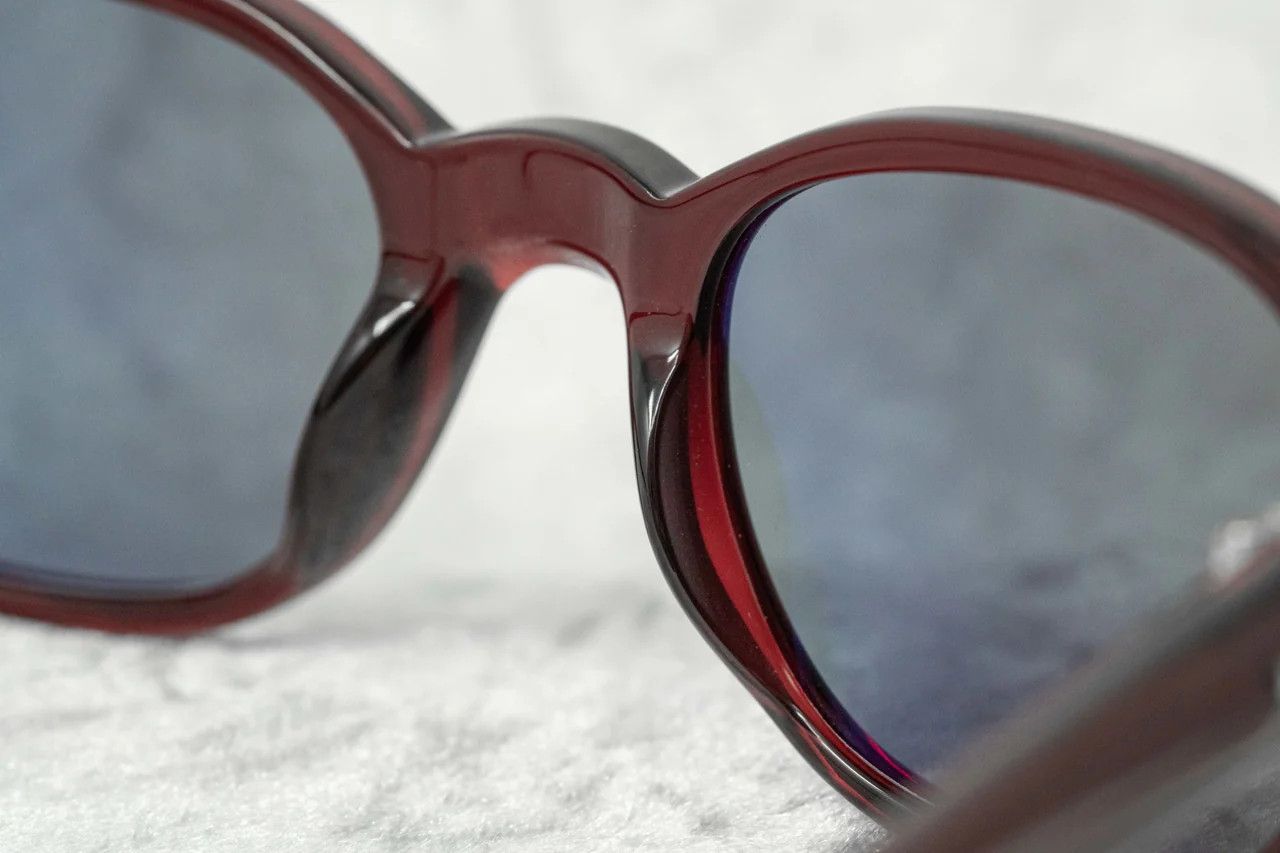 Ann Demeulemeester Ann Demeulemeester Sunglasses Oval Red Silver and Blue Size ONE SIZE - 6 Thumbnail