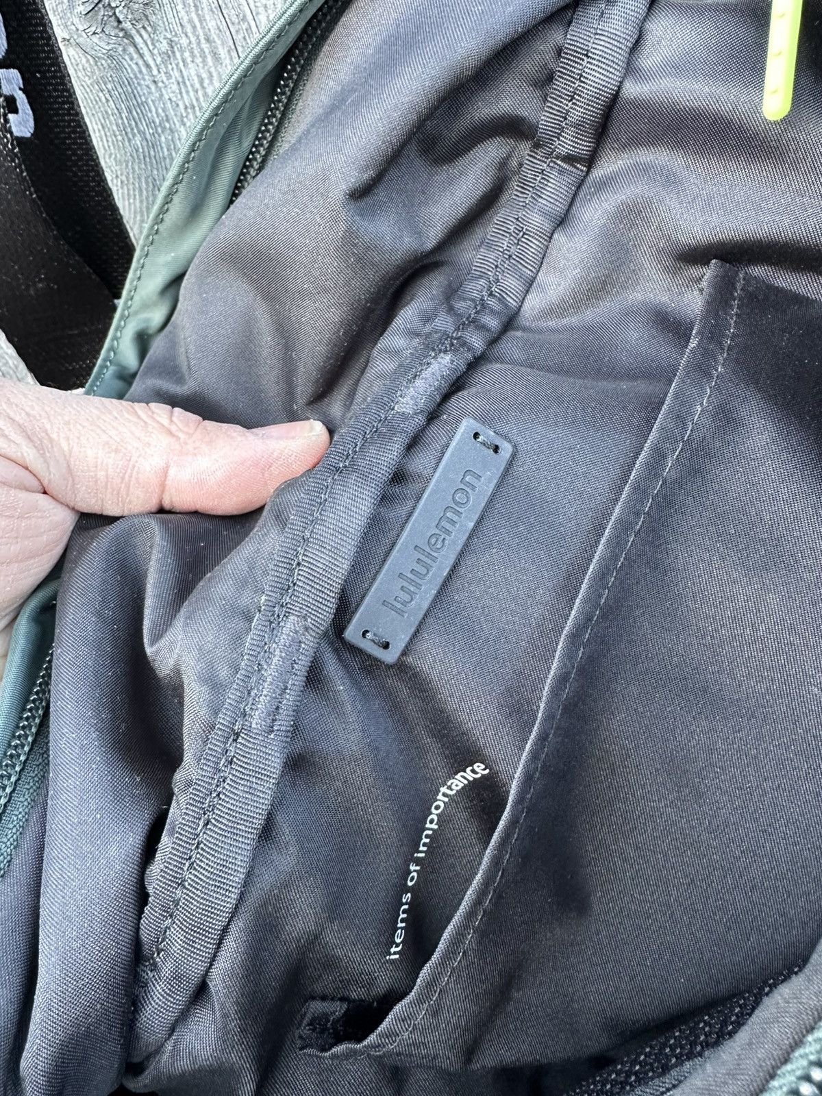 Lululemon shoulder bag
