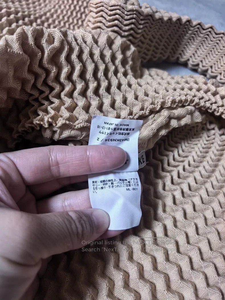 Issey Miyake Issey Miyake Camel Crew Neck Long Sleeve Top Size M / US 6-8 / IT 42-44 - 4 Thumbnail