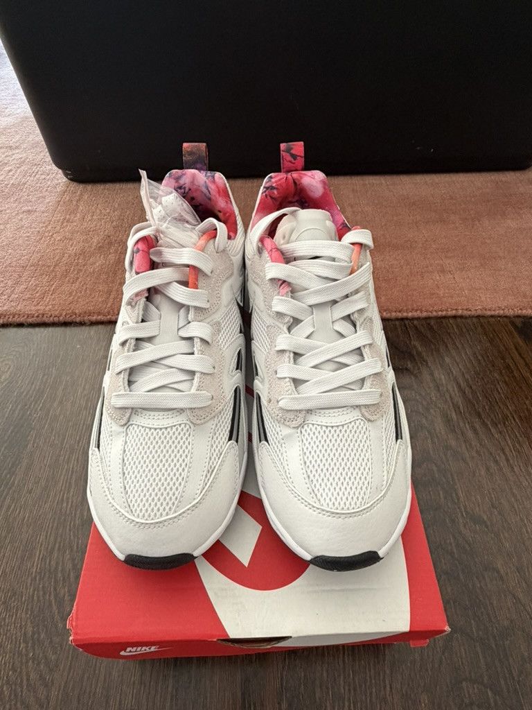 Futura × Nike Jam Train Electric Size US 10 / EU 43 - 2 Thumbnail