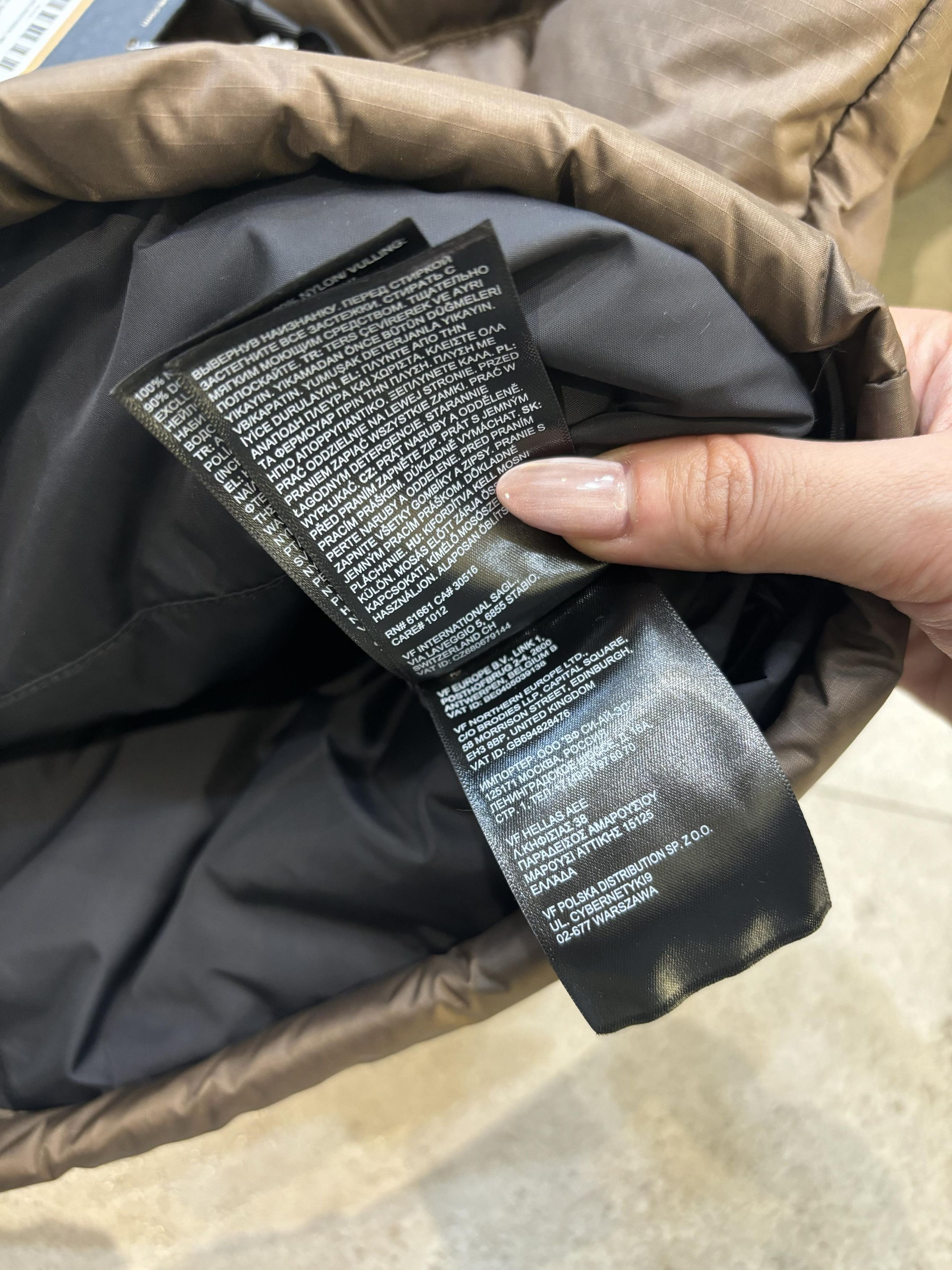 The North Face THE NORTH FACE 1996 Retro Nuptse Jacket Size US M / EU 48-50 / 2 - 6 Thumbnail