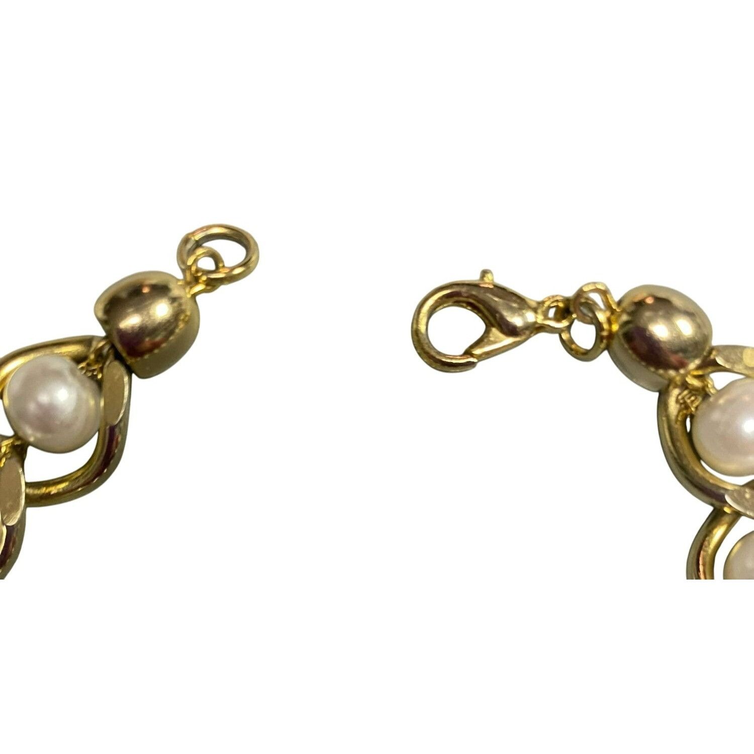 Other Vintage Gold-Tone Chain Link Bracelet With Faux Pearl Accent Size ONE SIZE - 4 Thumbnail