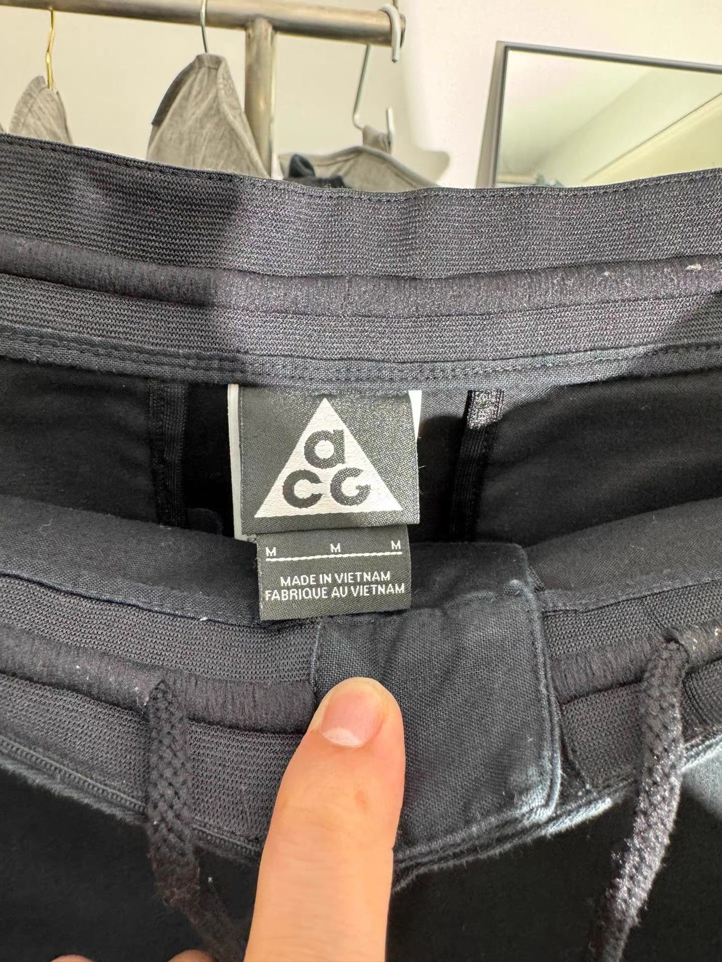 Nike Nike ACG Shorts, Bald Head Era Q17 Size US 34 / EU 50 - 3 Thumbnail
