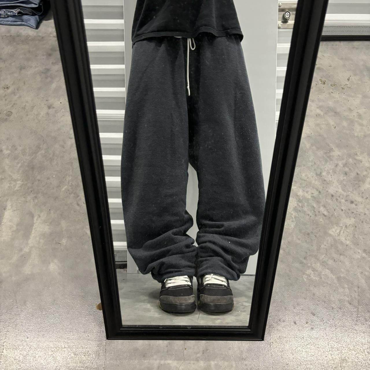 Japanese Brand × Vintage Crazy Vintage Y2K/2000s Baggy Dark Grey Skater Essential Sweatpants! Size US 36 / EU 52 - 1 Thumbnail