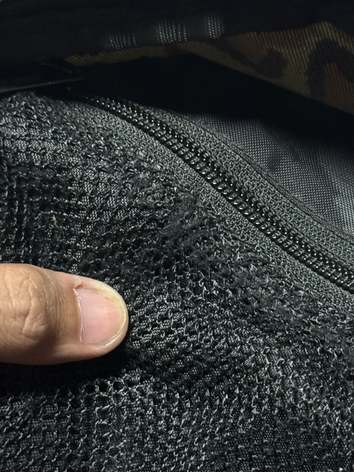 Supreme Supreme Leopard Camo Guide 28 Backpack SS10 2010 Bag RARE OG Size ONE SIZE - 8 Thumbnail