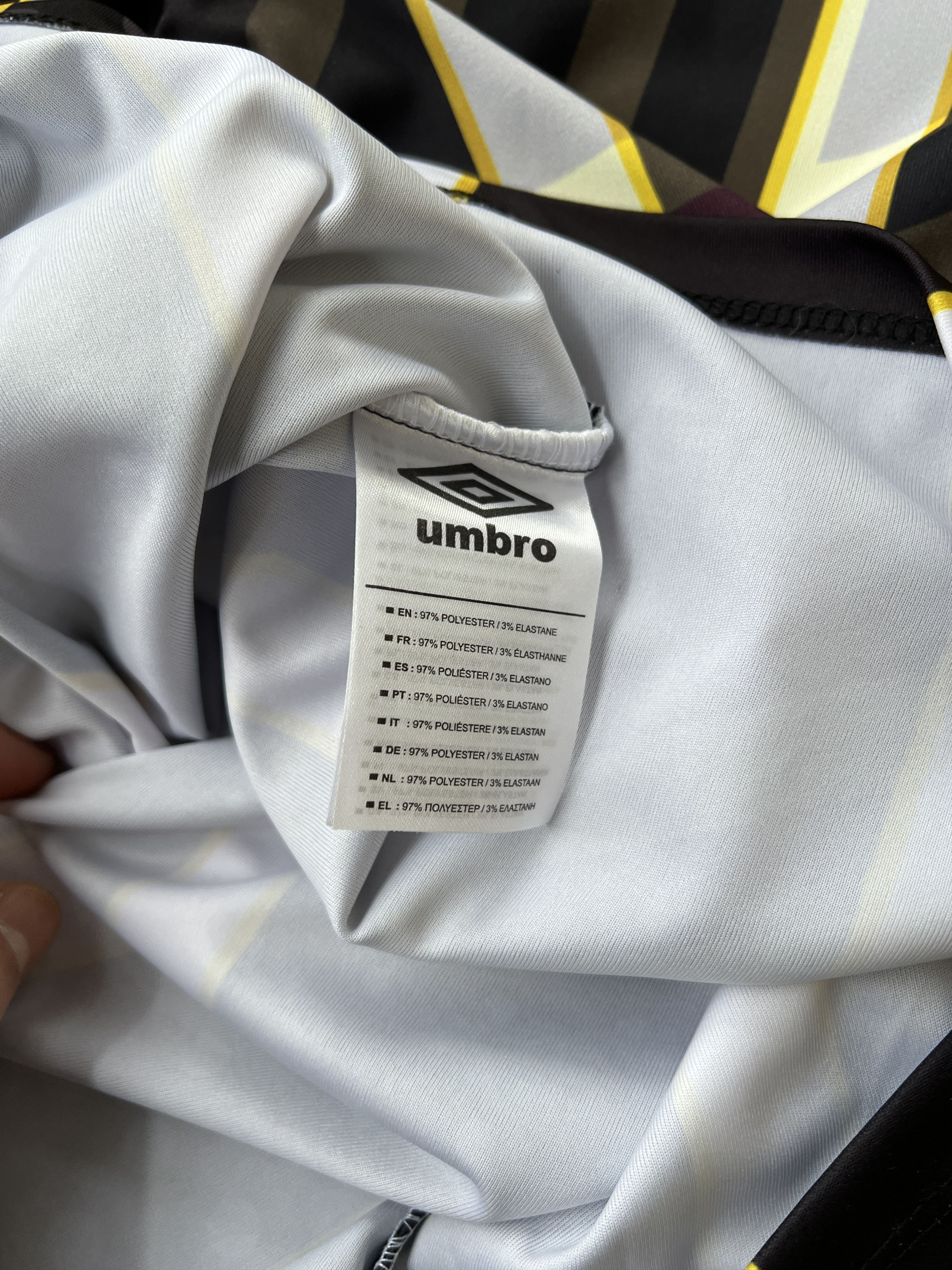 Umbro Umbro Clube Ferroviario Beira Football Jersey Size US M / EU 48-50 / 2 - 5 Thumbnail