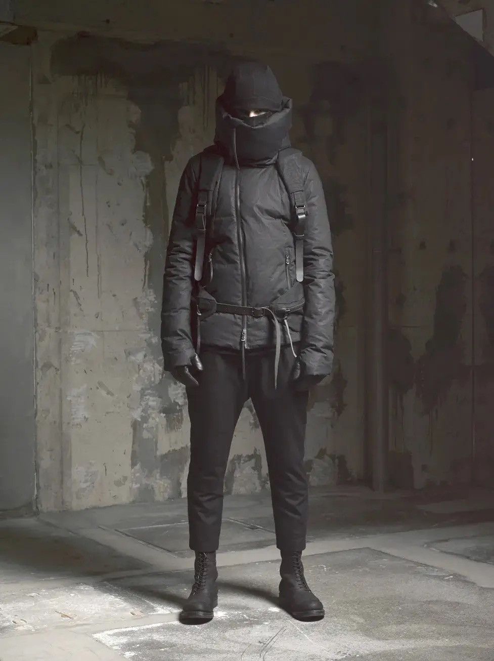 The Viridi-anne Iconic TVA hooded down jacket JP4 Size US L / EU 52-54 / 3 - 1 Thumbnail