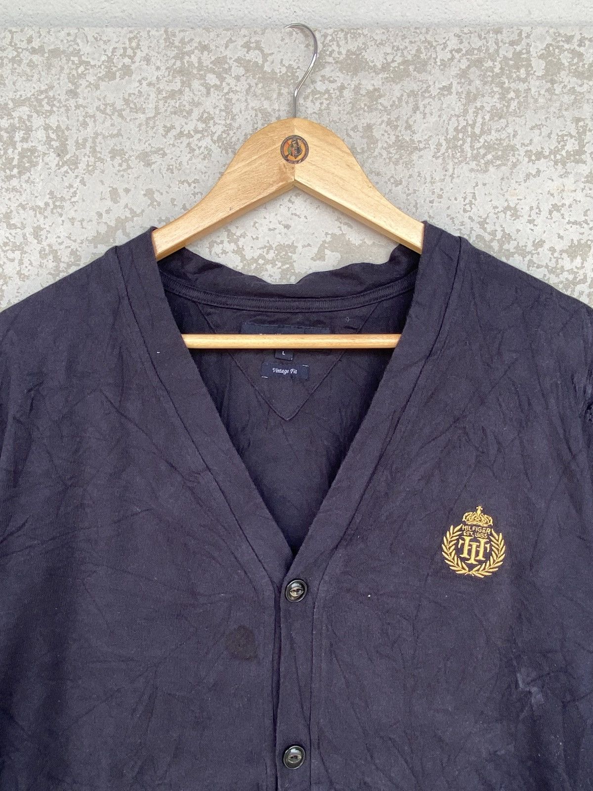 Other Vintage Tommy Hilfiger Full Button Smal Embroidered NavyBlue Size US L / EU 52-54 / 3 - 4 Thumbnail