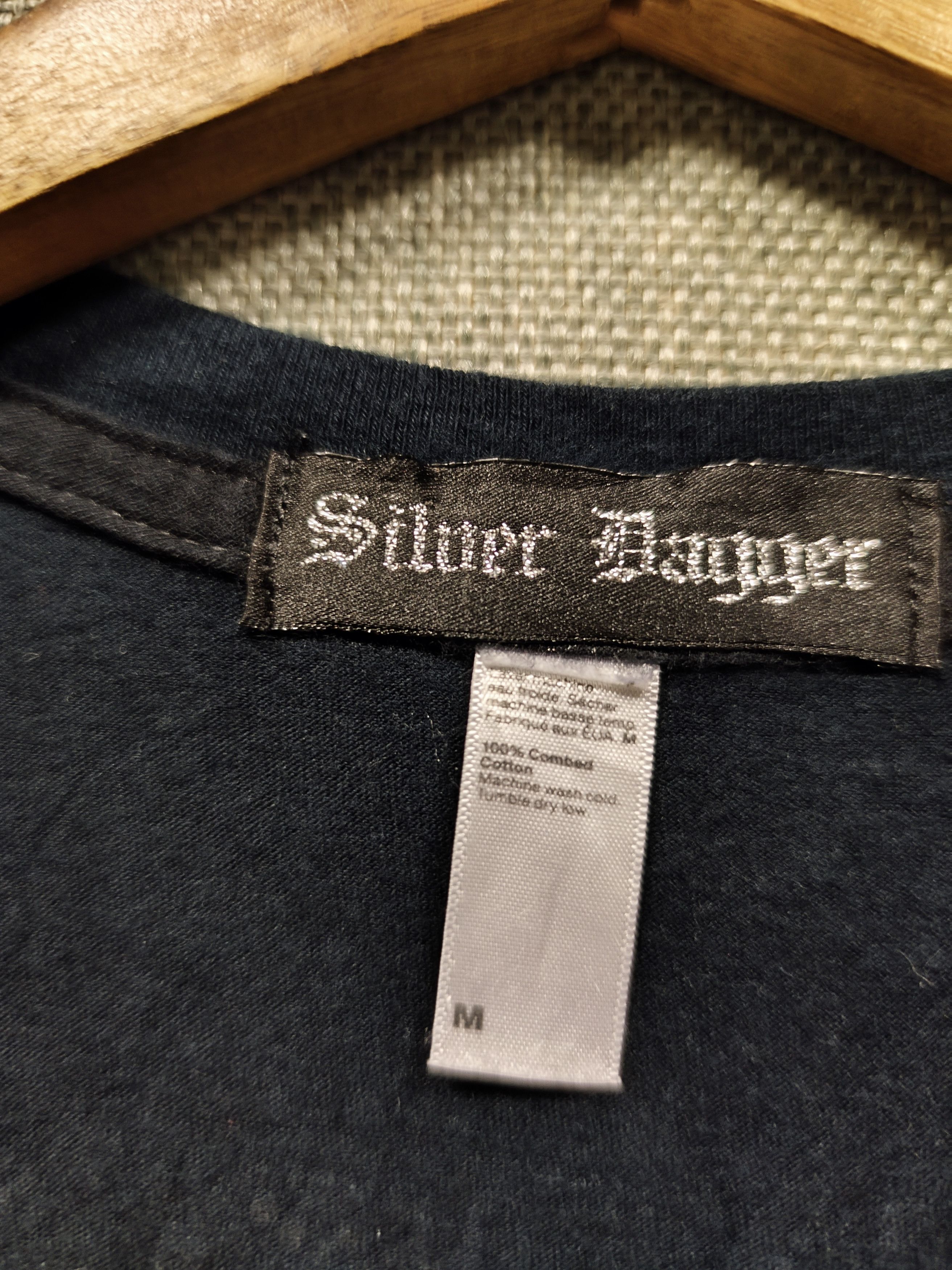 T shirt silver dagger very rare