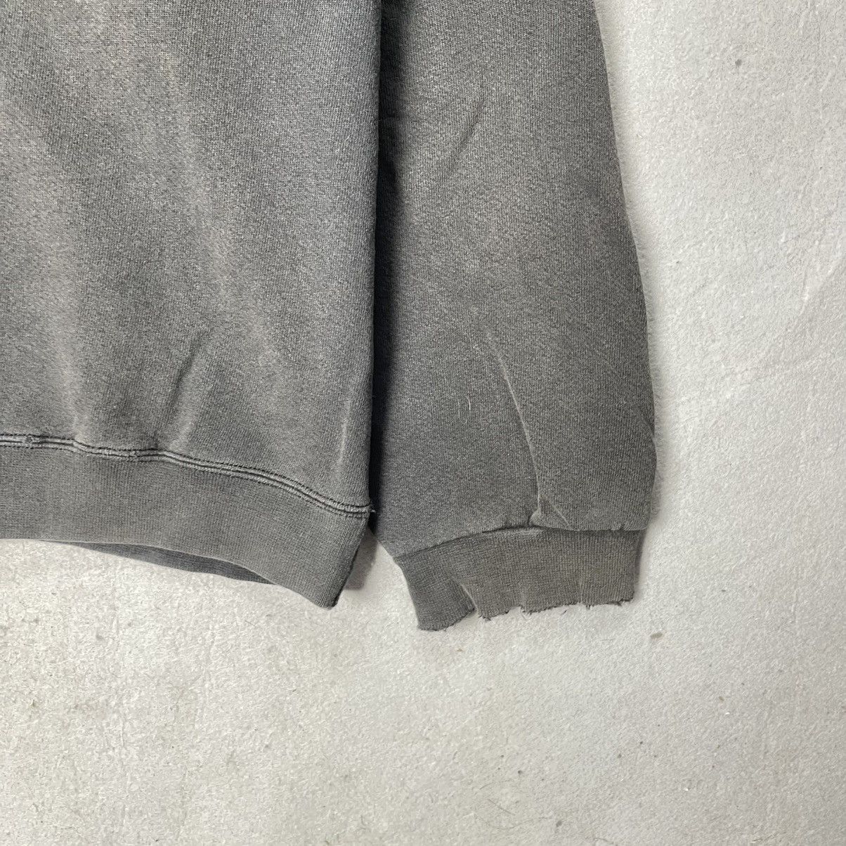 Nike Vintage Nike Mini Swoosh Distressed Sweatshirt Size US M / EU 48-50 / 2 - 4 Thumbnail